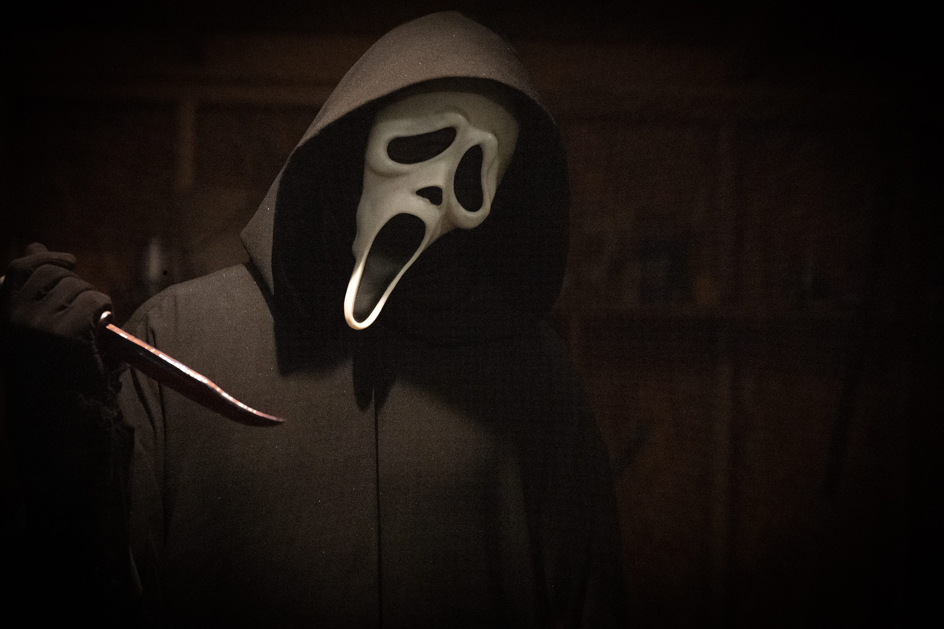 Scream': Ghostface returns for fifth time to hunt a new crop of kids