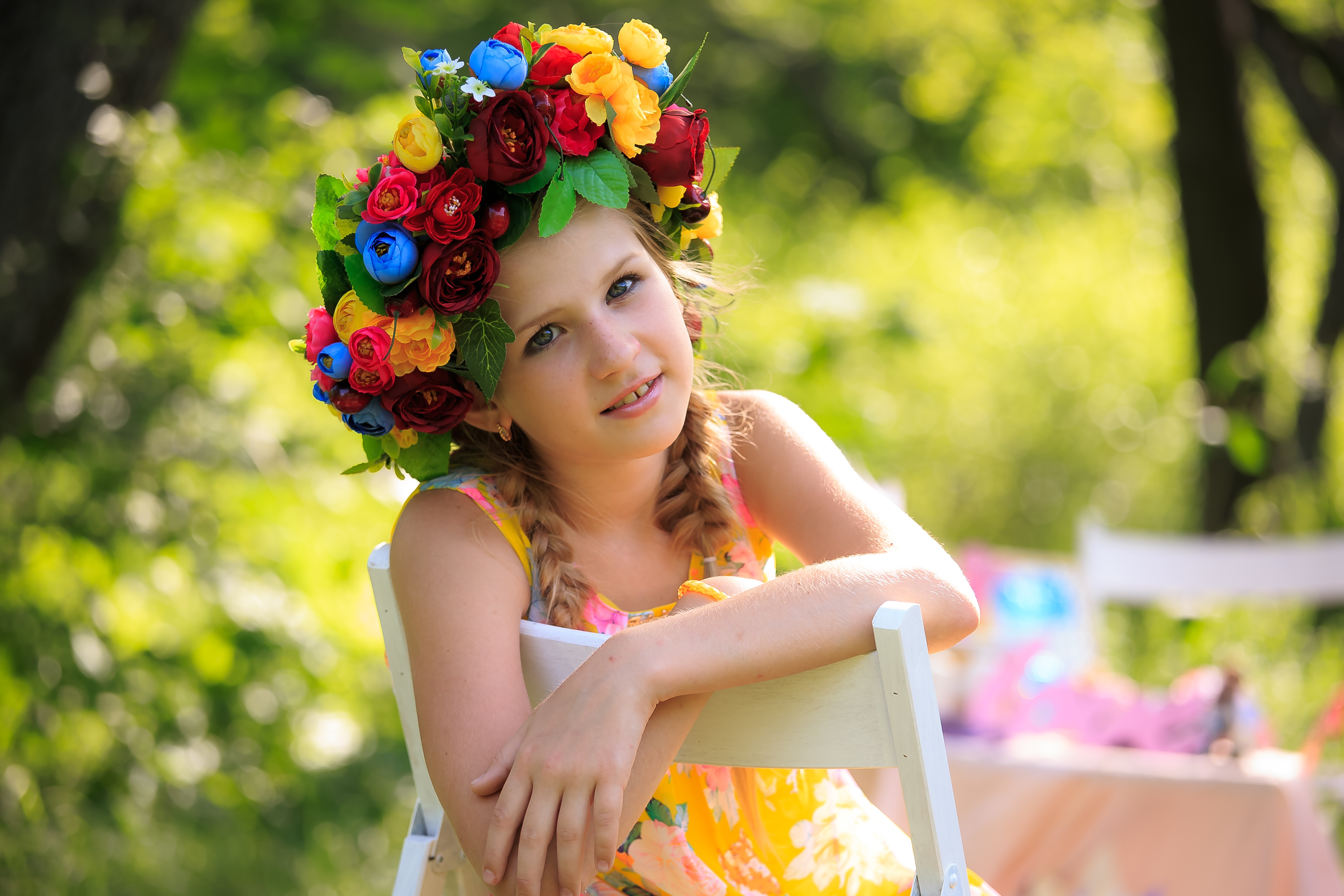 Smiling girl Wallpaper 4K, Flower Wreath, Portrait, Photography