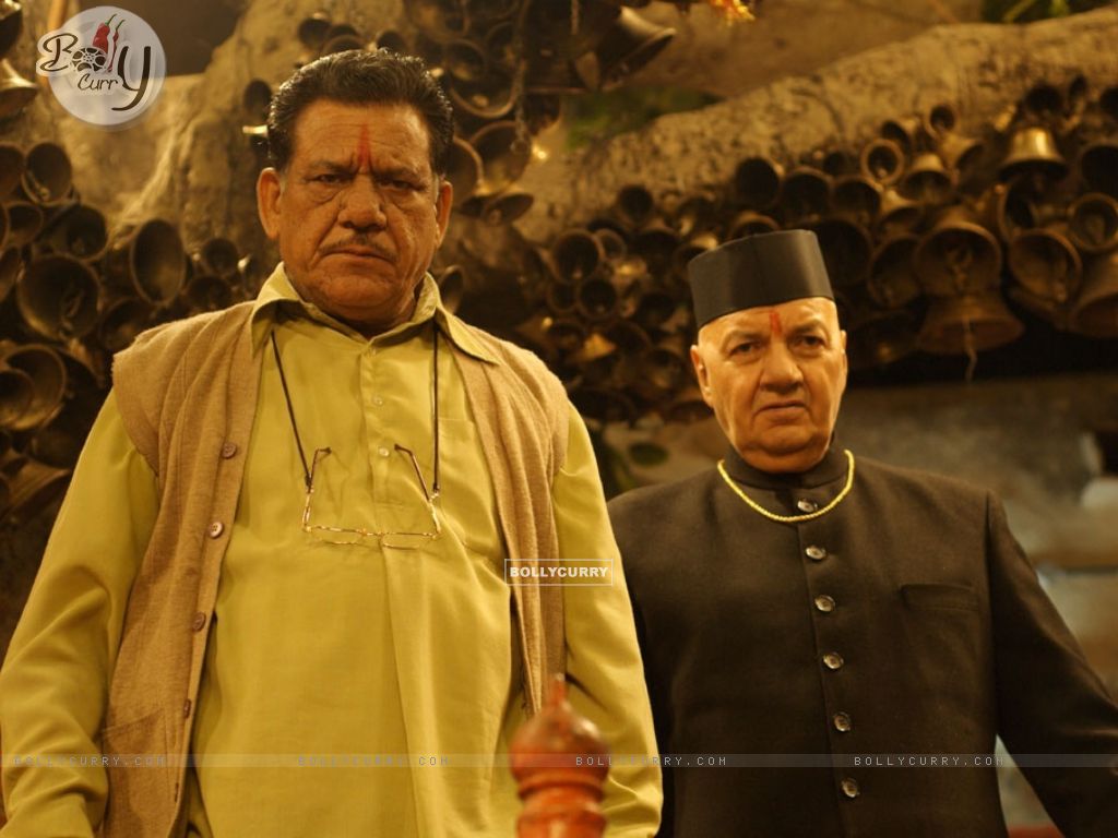 Wallpaper Puri and Prem Chopra looking angry size:1024x768