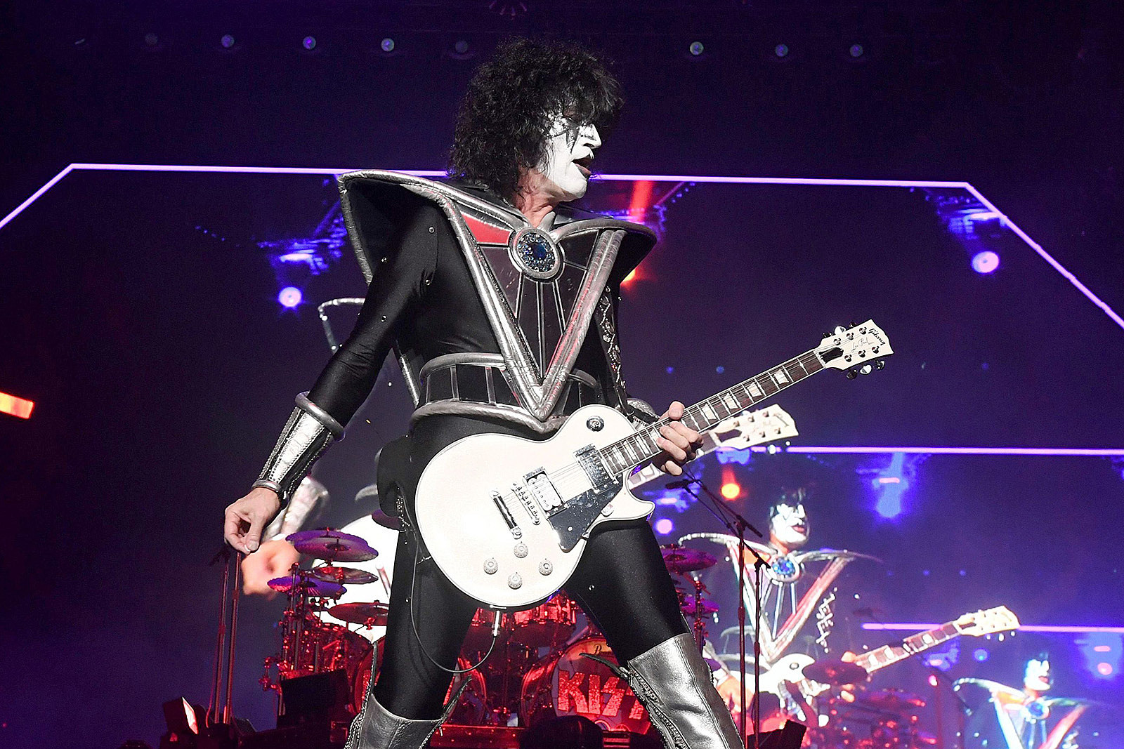 Tommy Thayer Has No Plans for Being in a Band After Kiss