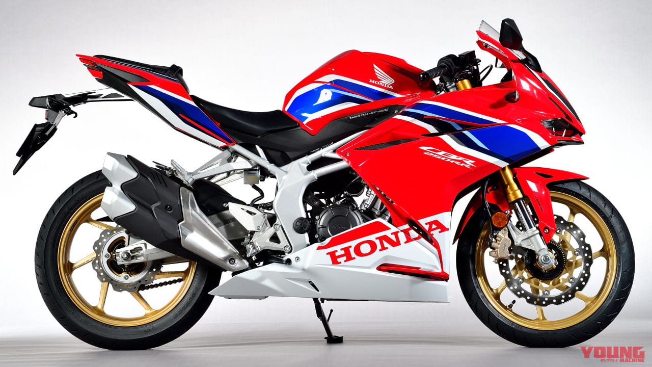 Honda CBR250RR with more power & keyless ignition to debut in July