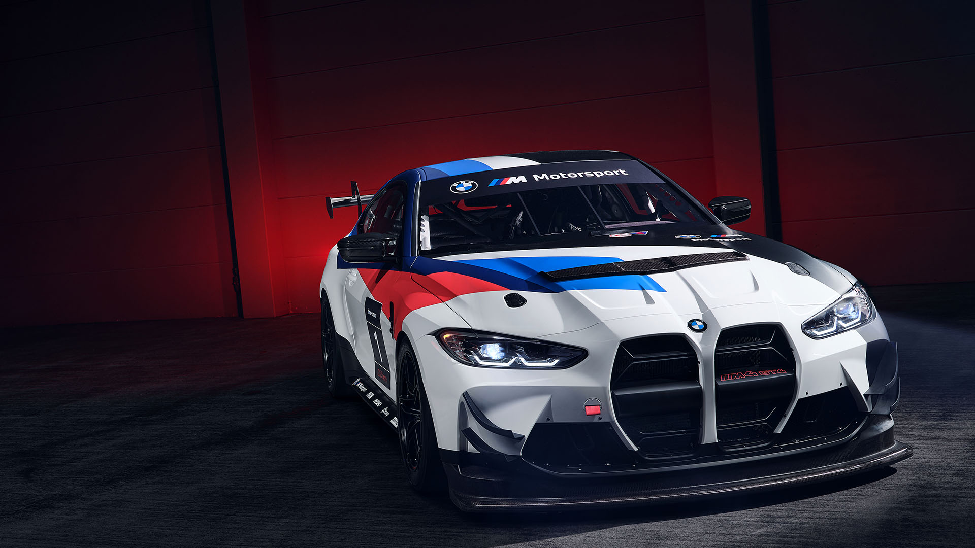 The new 2023 M Motorsport design BMW M4 GT4