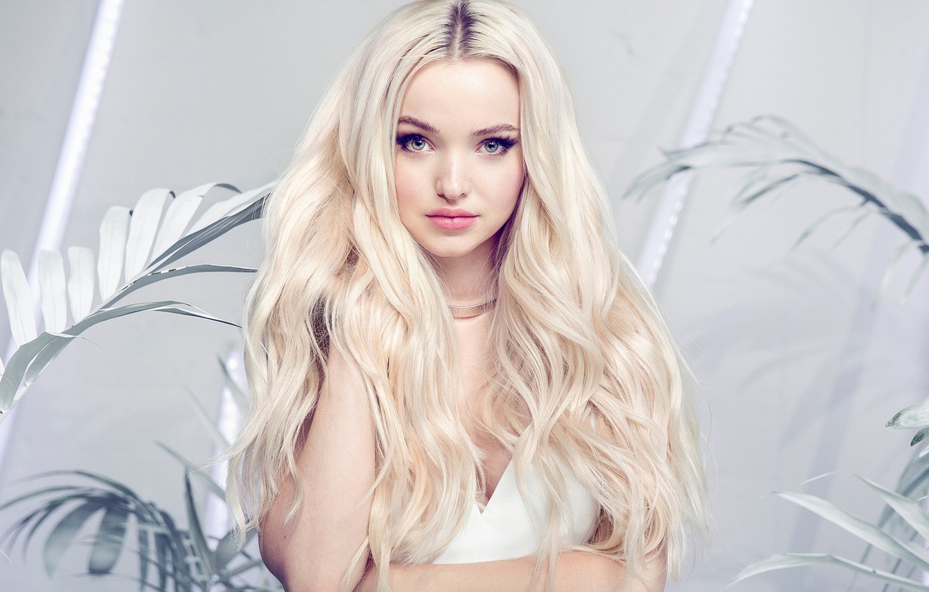 Wallpaper look, girl, hair, lips, Dove Cameron image for desktop, section девушки