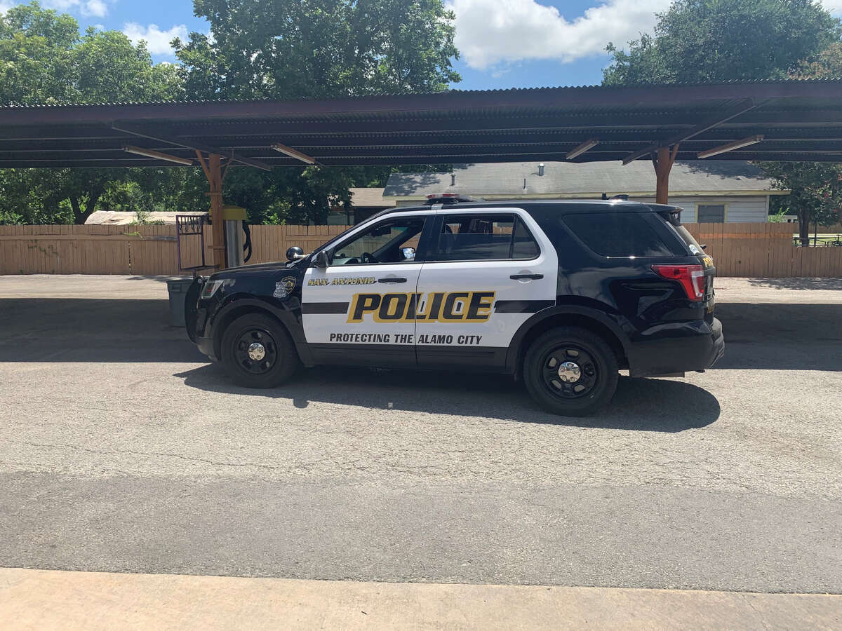 SAPD searching for four men accused of using stolen vehicle to rob ATM on city's North Side