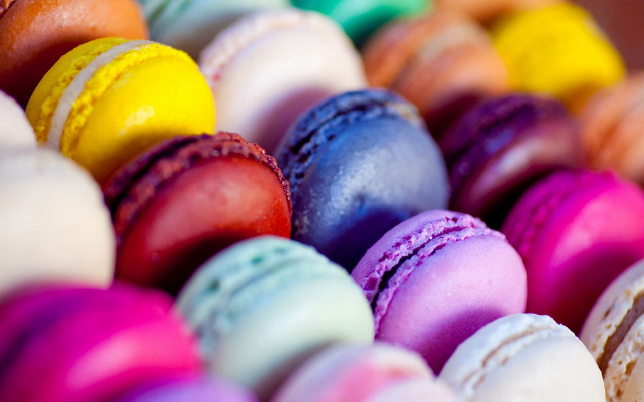 Colorful Macarons Wallpaper