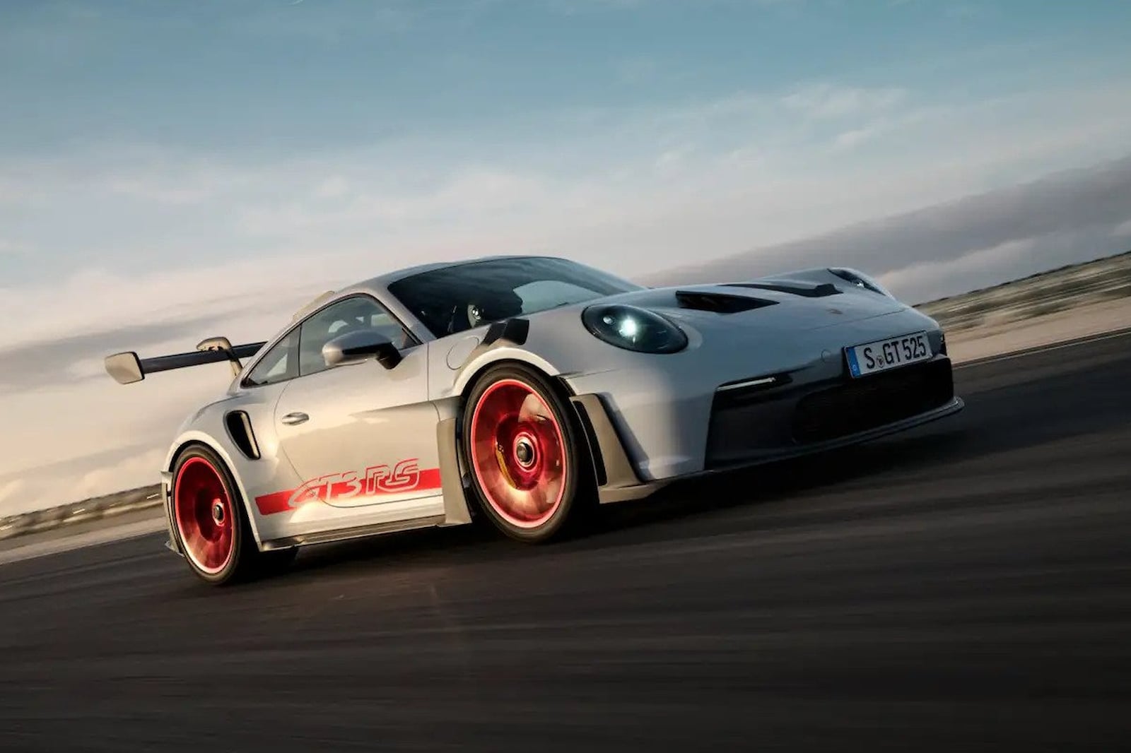2023 Porsche 911 GT3 RS Exterior Photo
