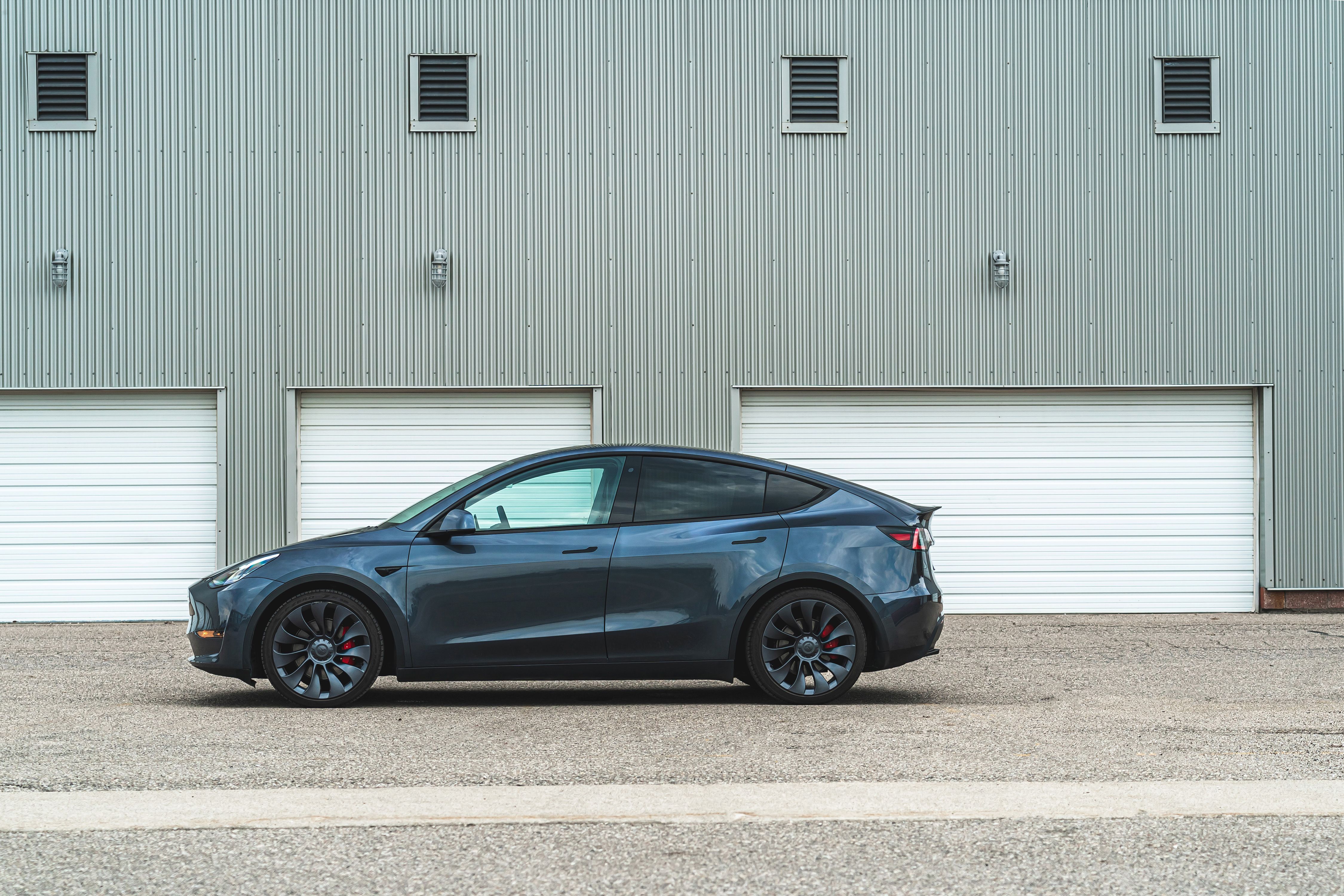 View Photo of the 2020 Tesla Model Y Performance