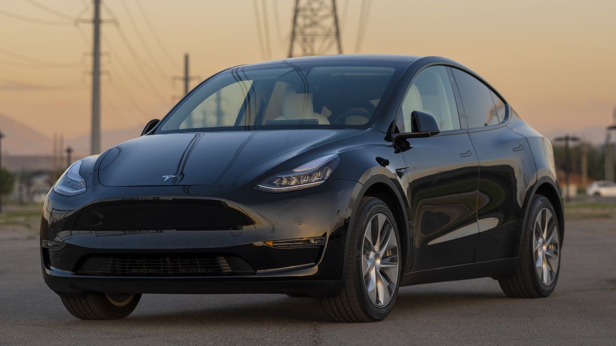 Tesla Quietly Starts Selling Cheaper Model Y With 279 Mile Range