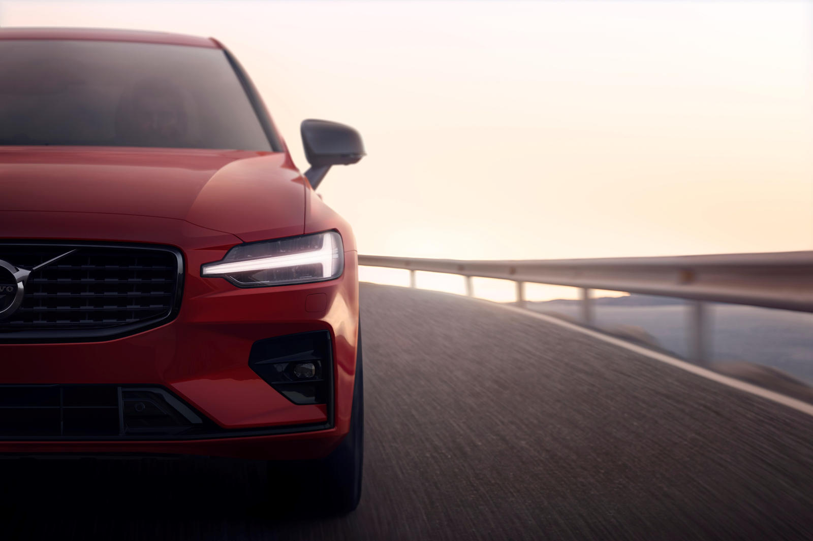 2023 Volvo S60 Recharge Exterior Photo