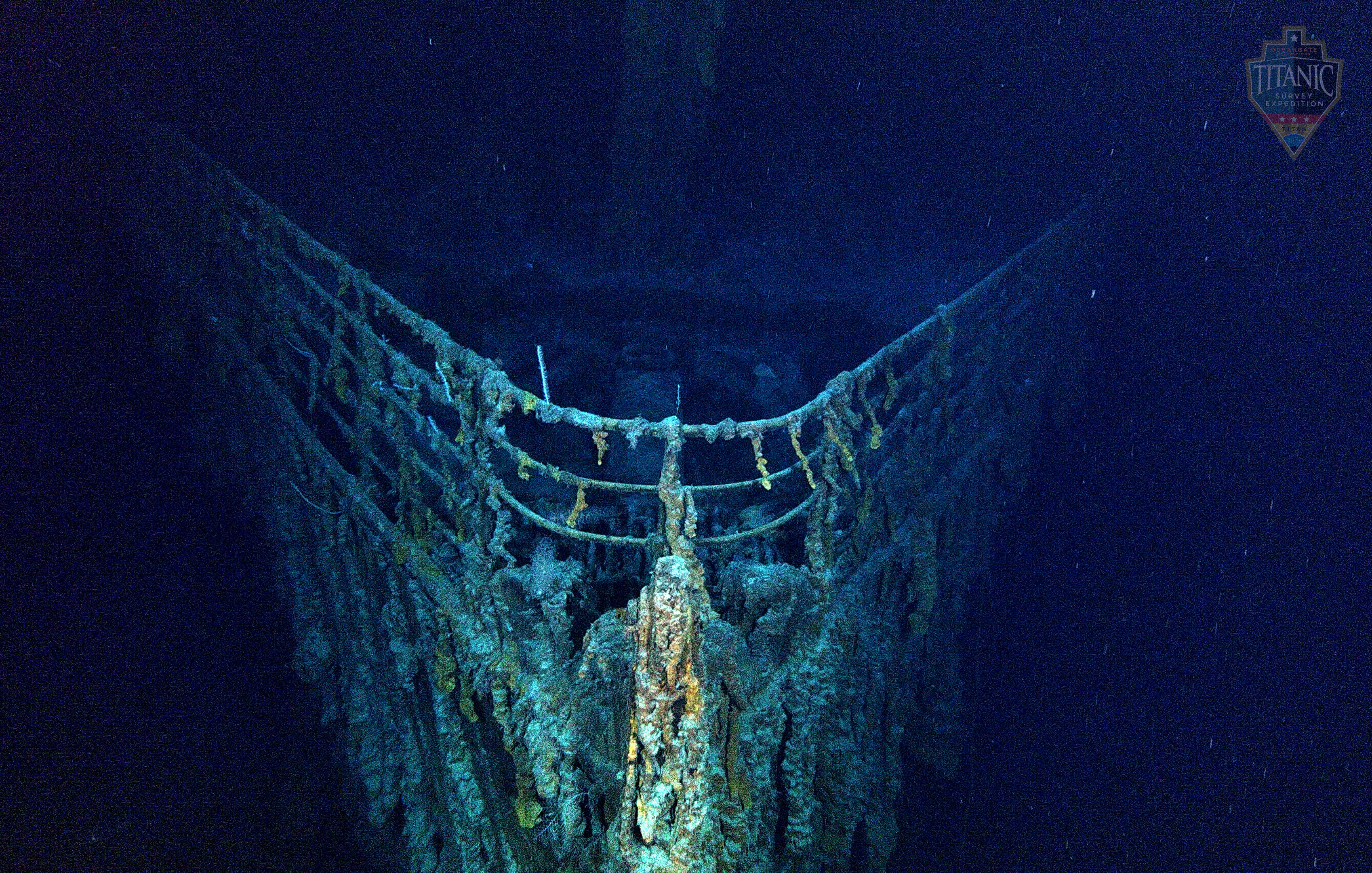 Titanic video: Video of the sunken Titanic