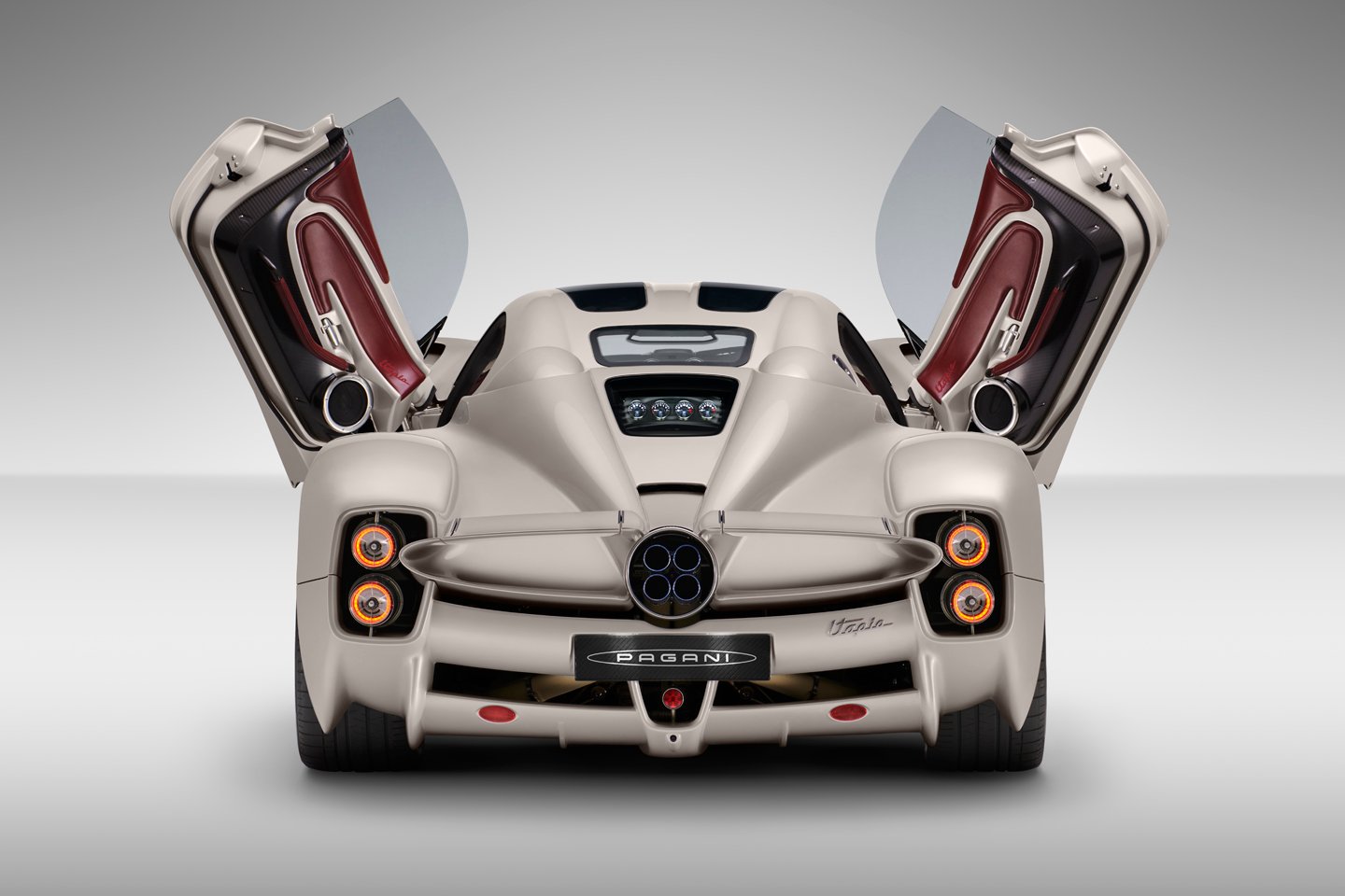 Pagani Unveils 851hp Limited Edition Utopia