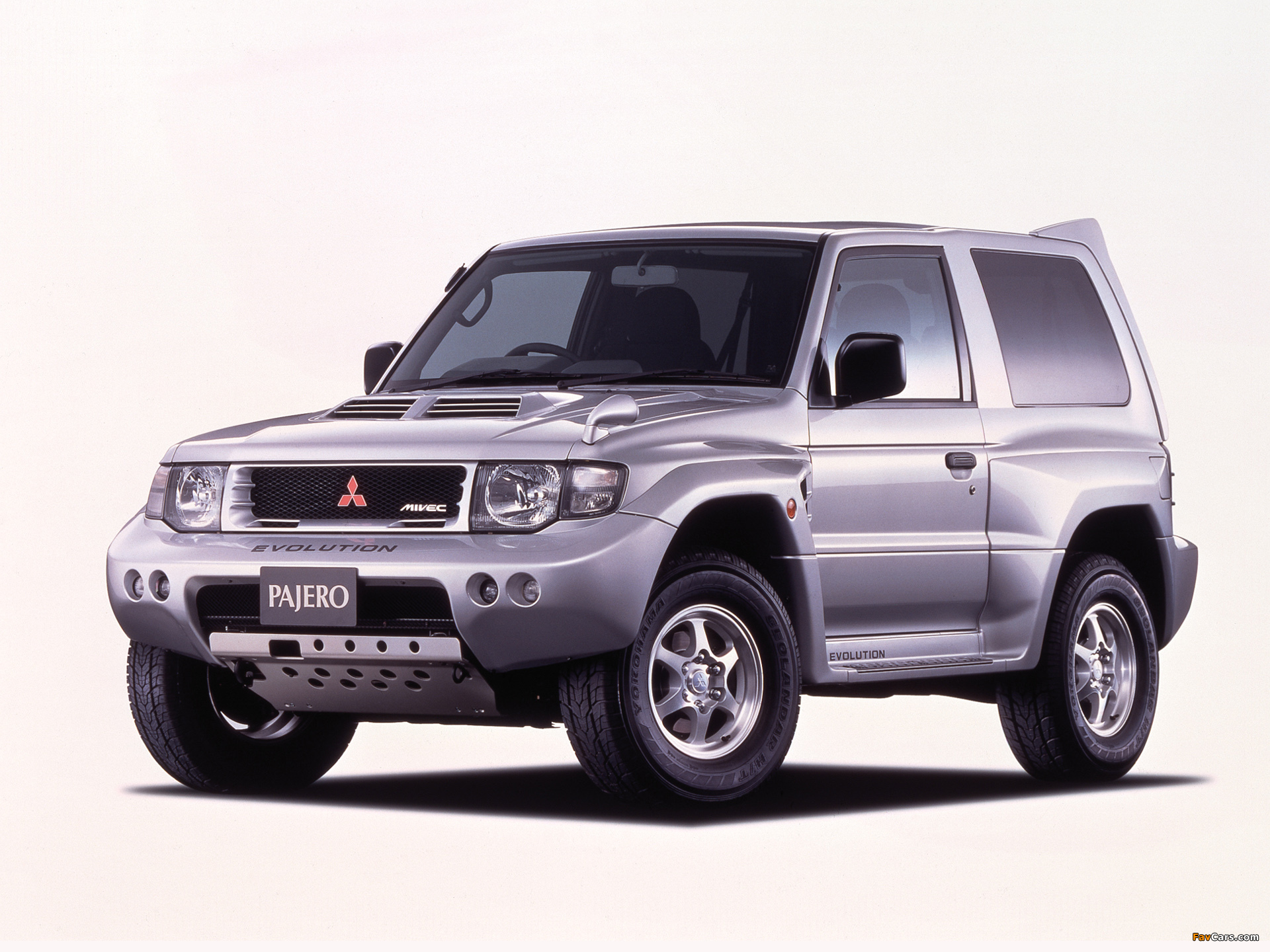 Mitsubishi Pajero Evolution (V55W) 1997–99 picture (1920x1440)