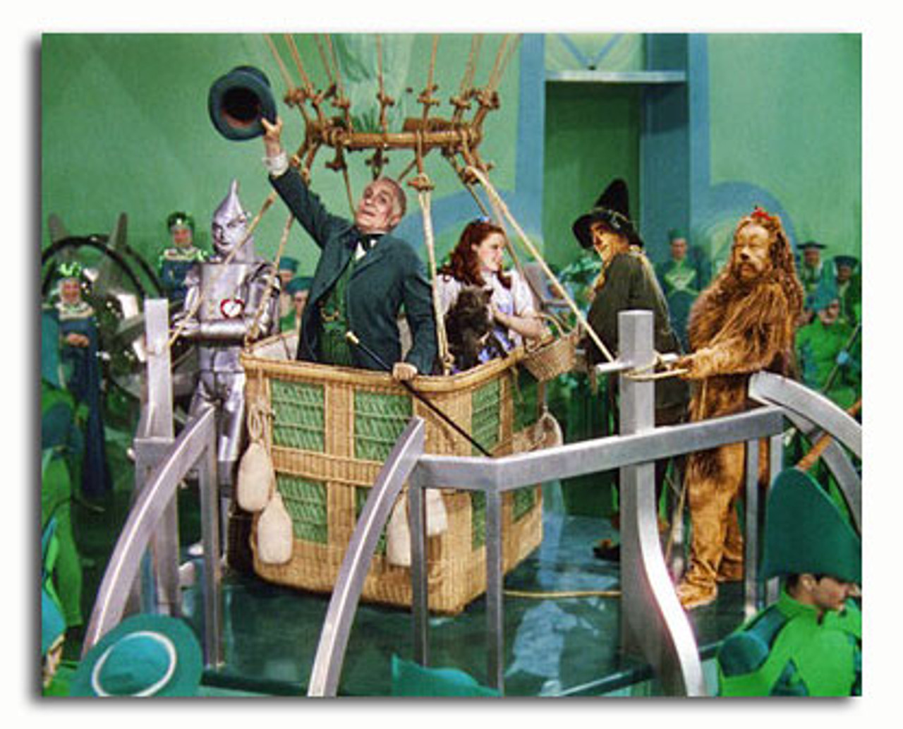 SS3509441) Movie picture of The Wizard of Oz buy celebrity photo and posters at Starstills.com