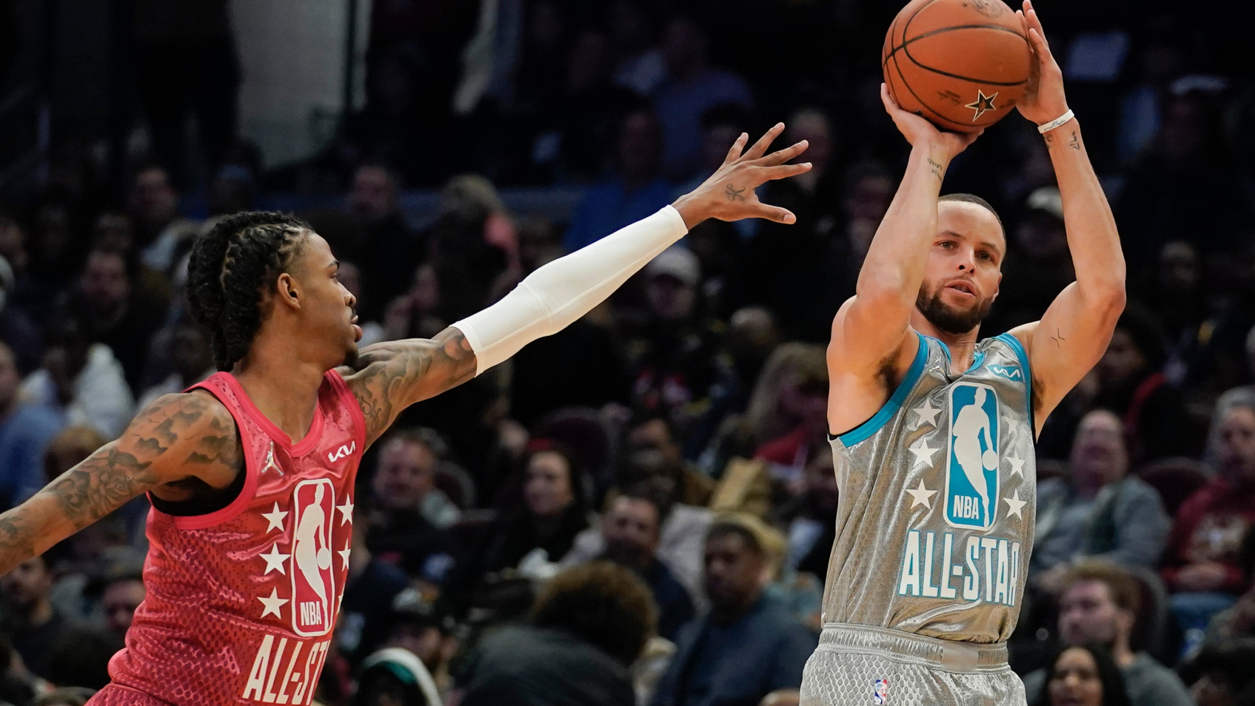 Curry Sets 3s Record, LeBron The Winner In NBA All Star Game