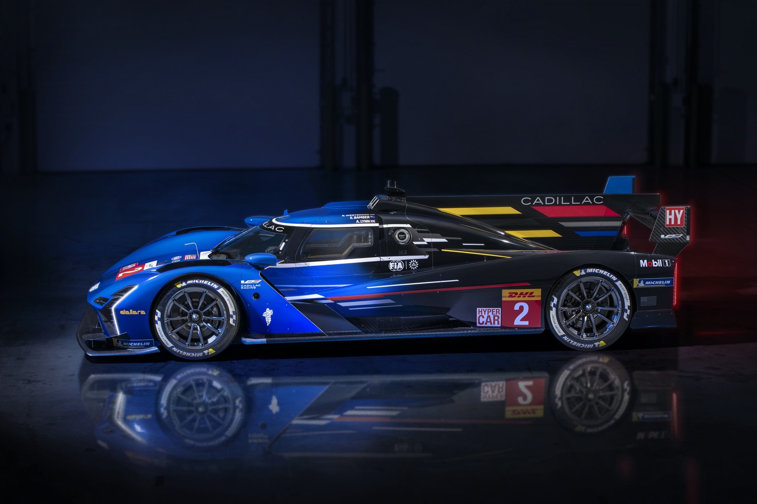 Cadillac To Field 3 V Series.R Race Cars At 24 Hours Of LM