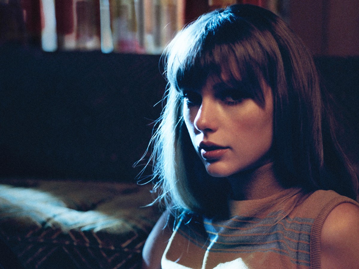The Beautiful Banality of Taylor Swift's 'Midnights'