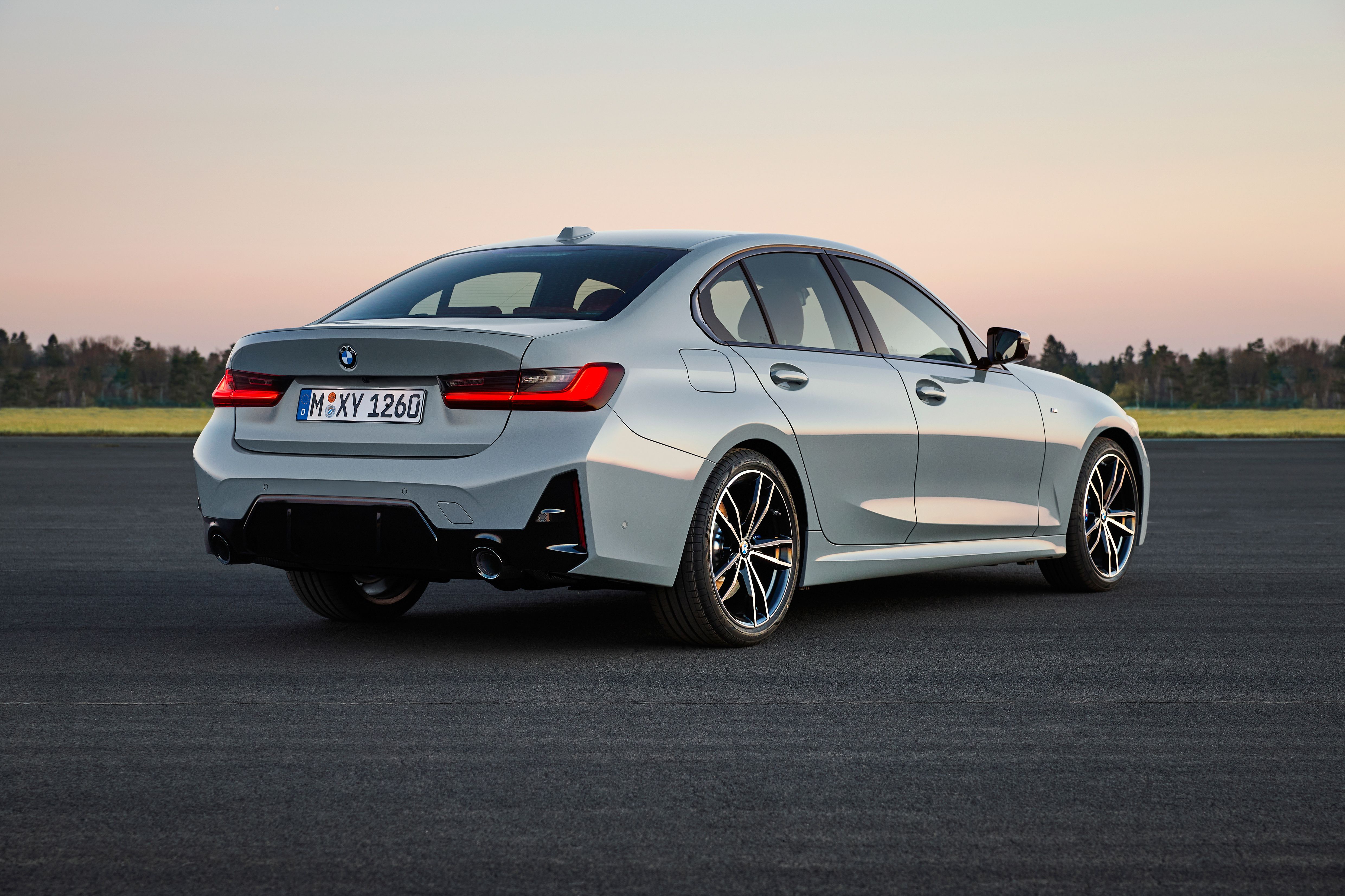 2023 BMW 3 Series Gains Crisper Styling, Curved Digital Display