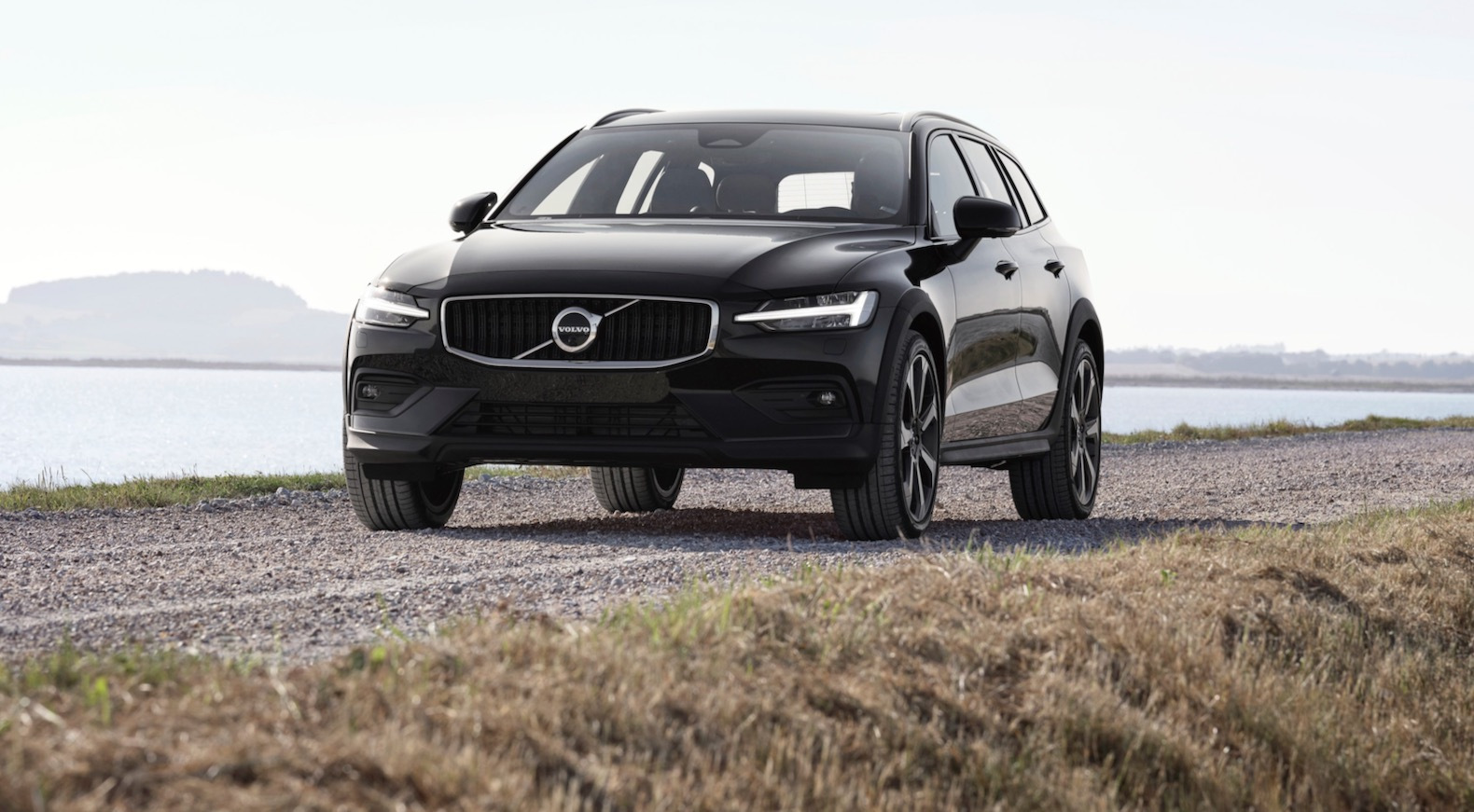2023 Volvo V60 Cross Country Review: The Wonder Wagon Torque Report