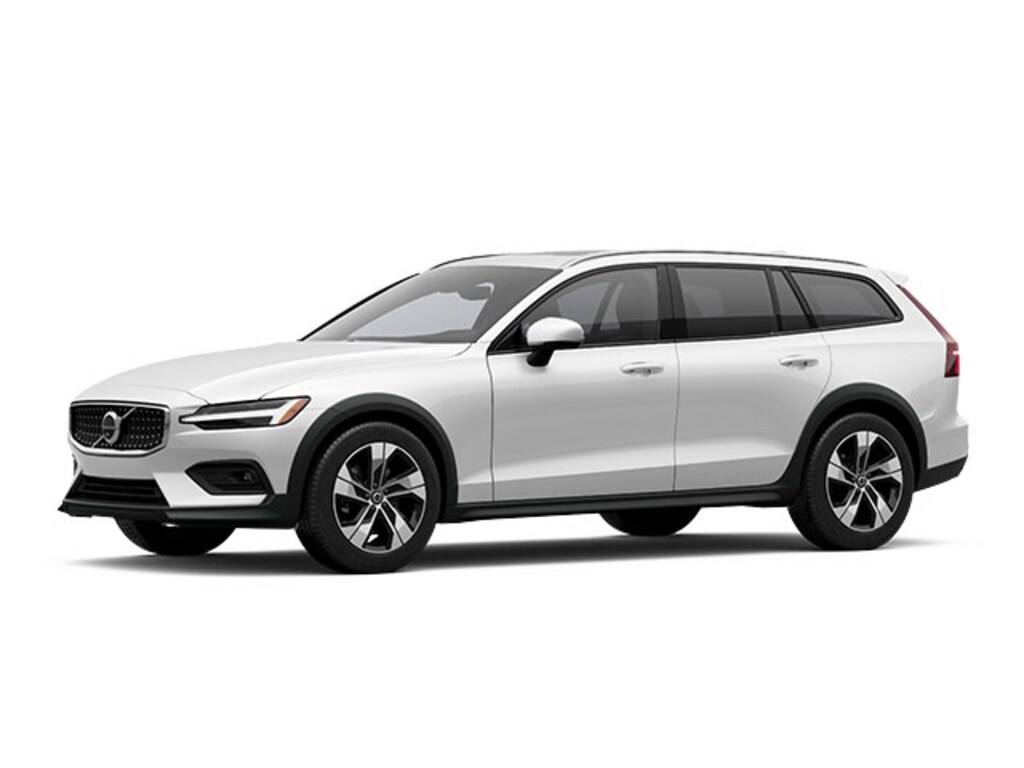 New 2023 Volvo V60 Cross Country in Natick, MA. Near Natick, Newton, Framngham & Sudbury, MA