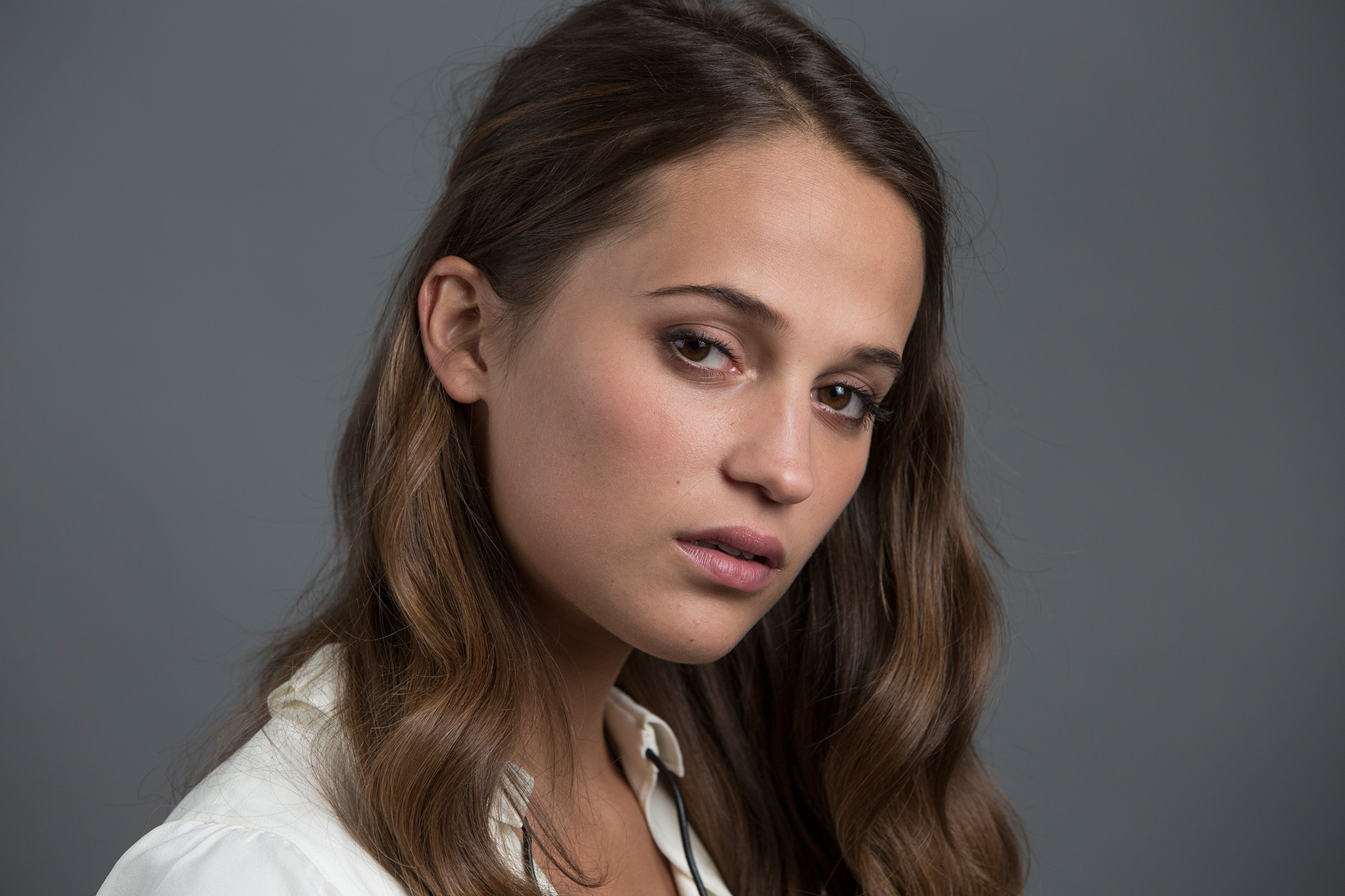 Alicia Vikander HD Wallpaper