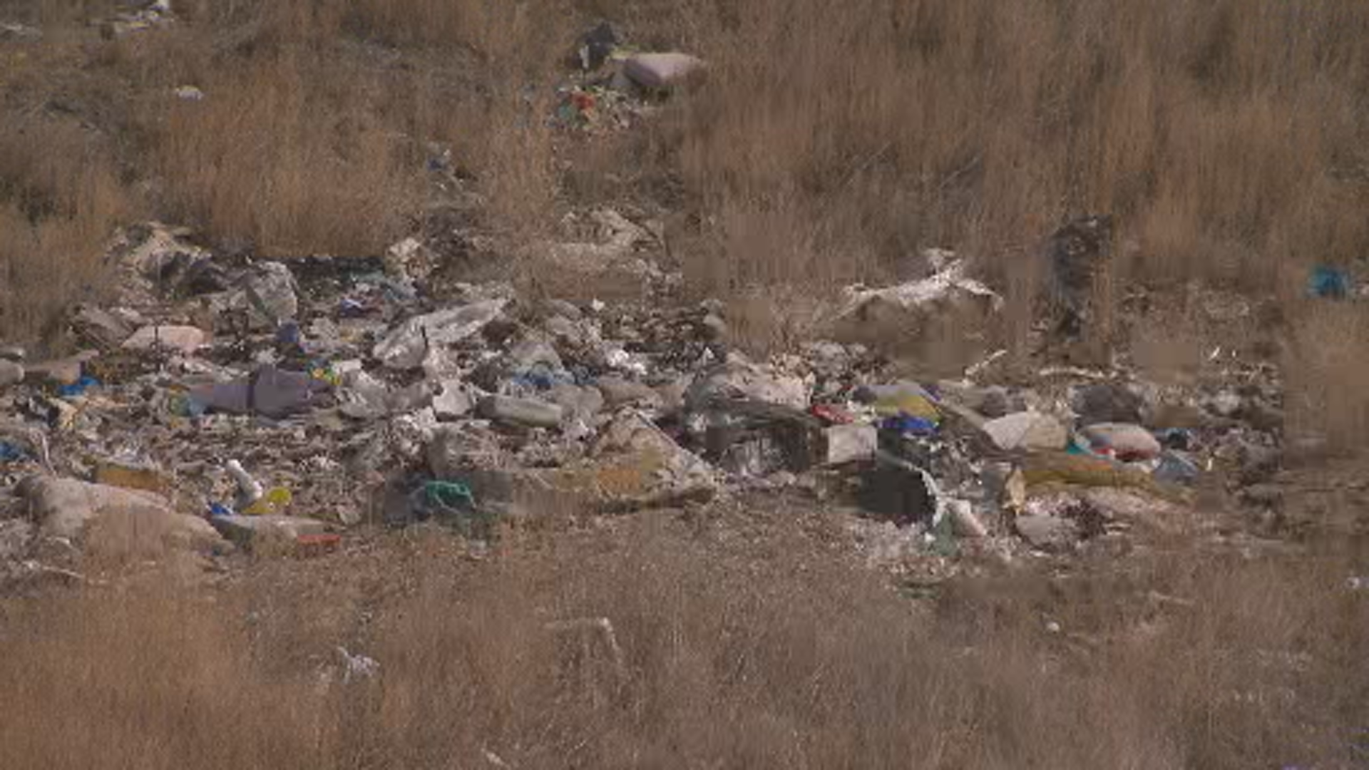 Canadians dump 500M kilograms of textiles a year. Ontario researchers hope to change that