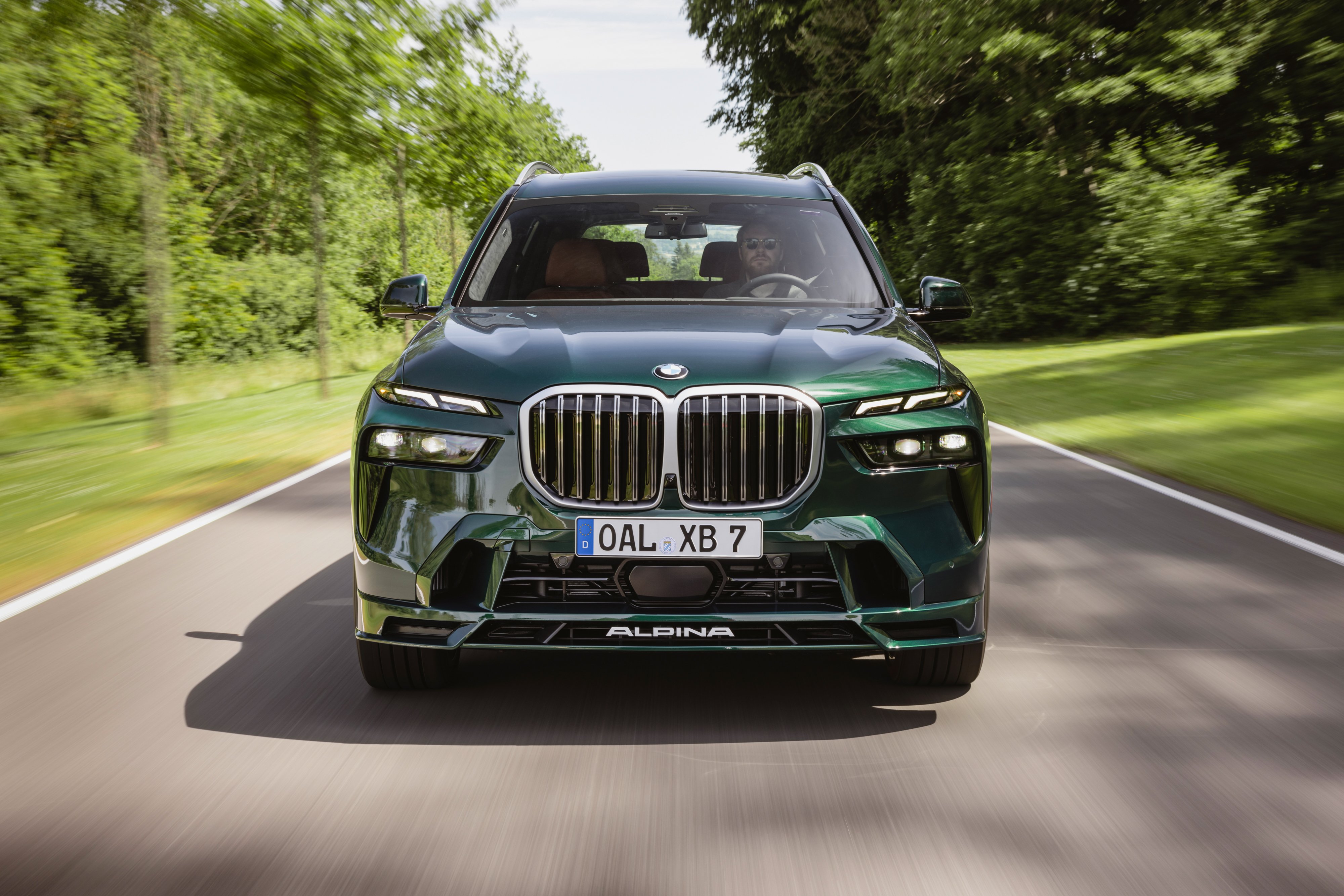 BMW x7 Alpina 2020