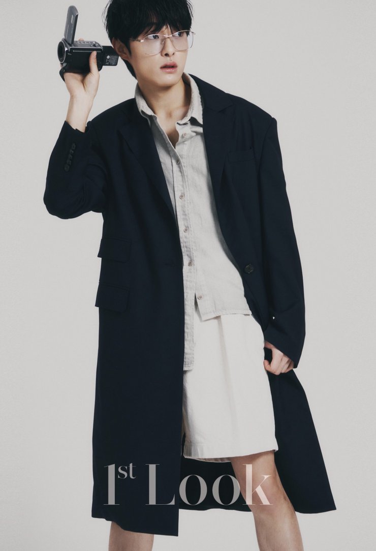 Yoon Chan Young Gallery (윤찬영) HanCinema