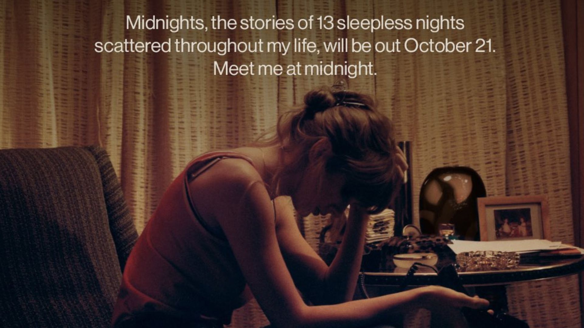 Taylor Swift Announces Brand New Album Midnights at the VMAS