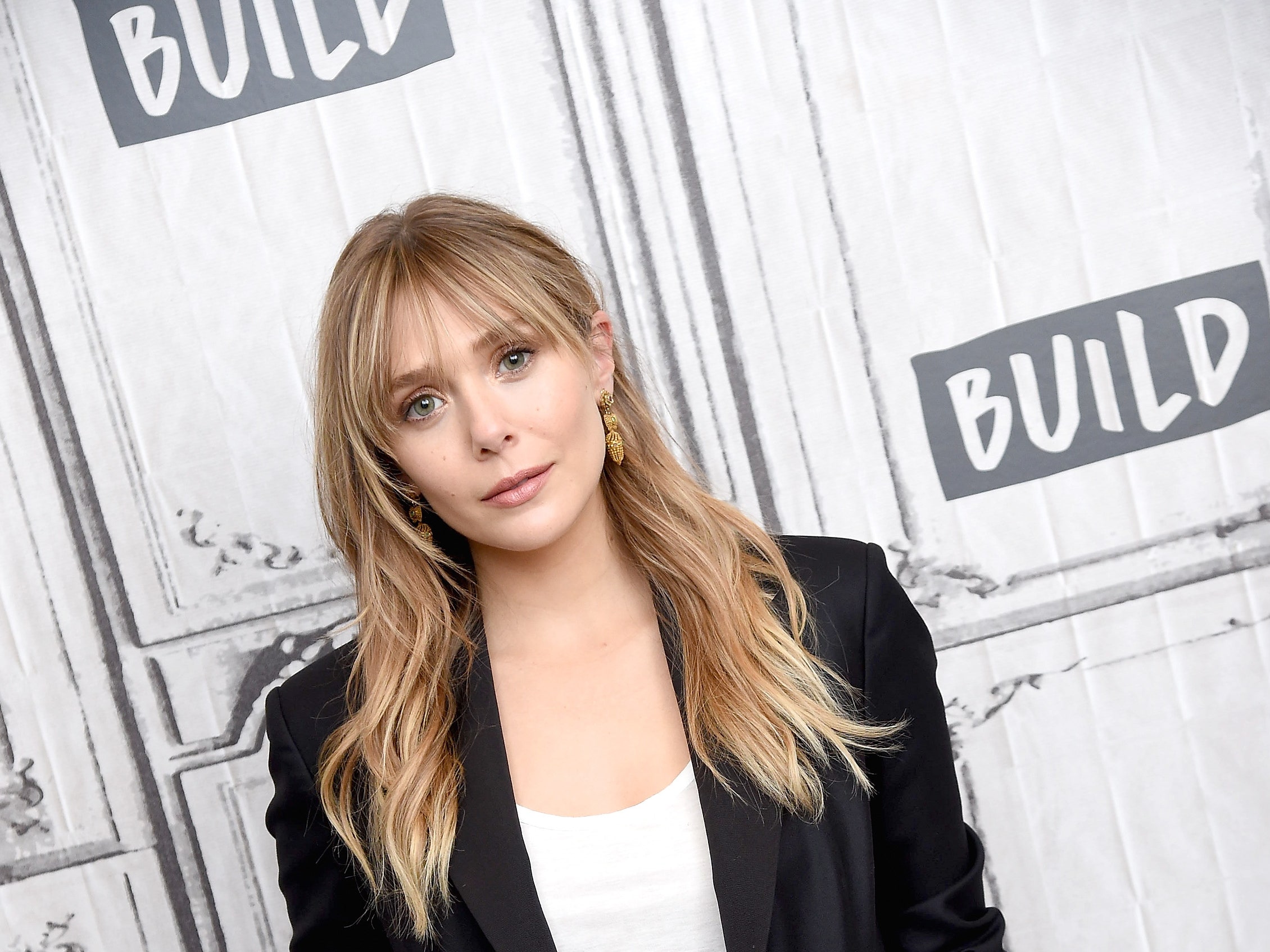 Elizabeth Olsen Is Brunette Now