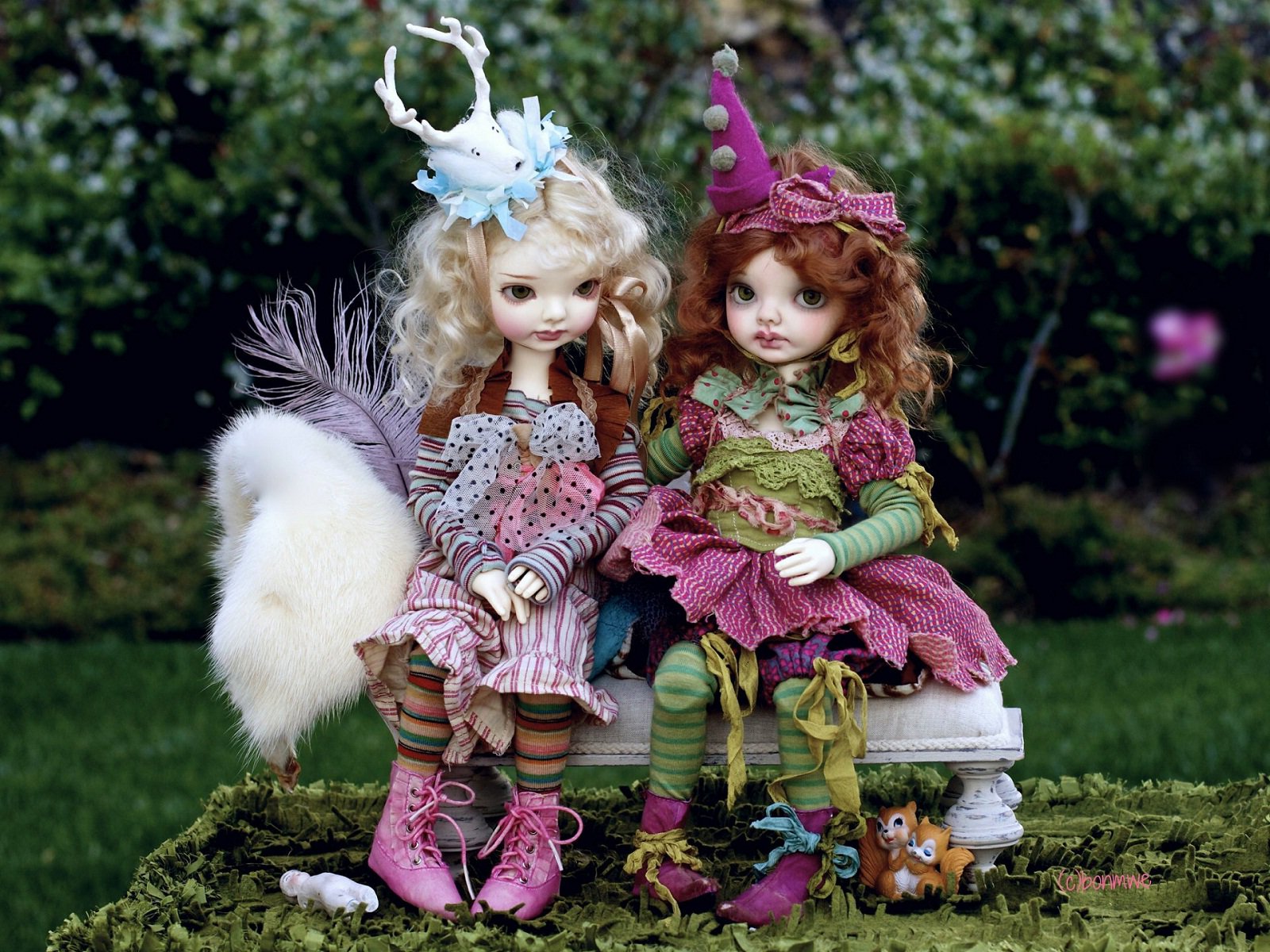 Wallpaper princess two dolls very nice HD wallpaper #Beautiful #princess #dolls #very #nice #wallpaper #iPhone #Android #Mobile #Wallpaper #FreeDownload