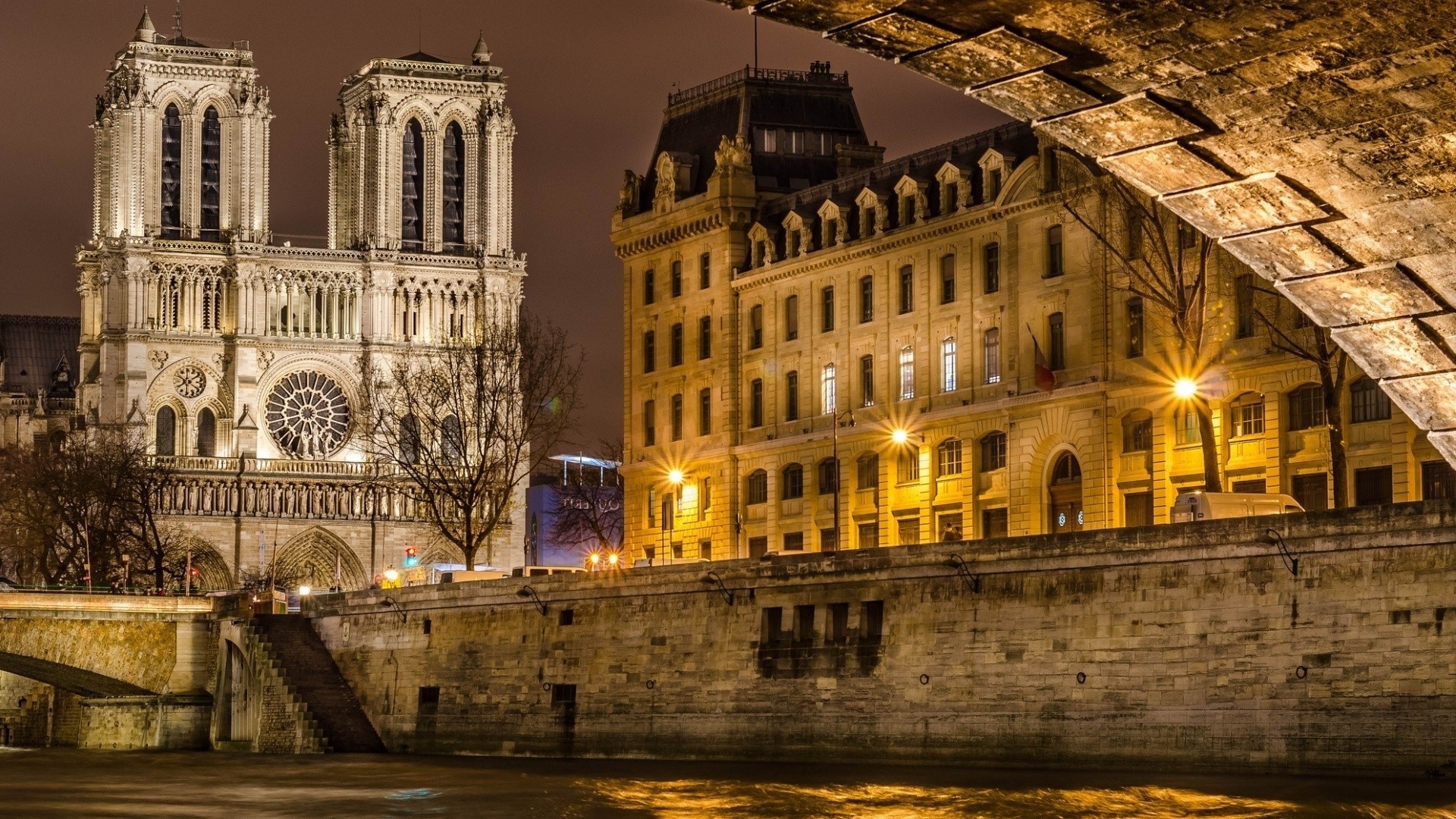 Wallpaper, trees, street light, city, cityscape, night, architecture, reflection, Tourism, evening, bridge, river, France, old building, Paris, cathedral, palace, chateau, Notre dame, lamps, landmark, facade, 1920x1080 px, waterway, ancient history