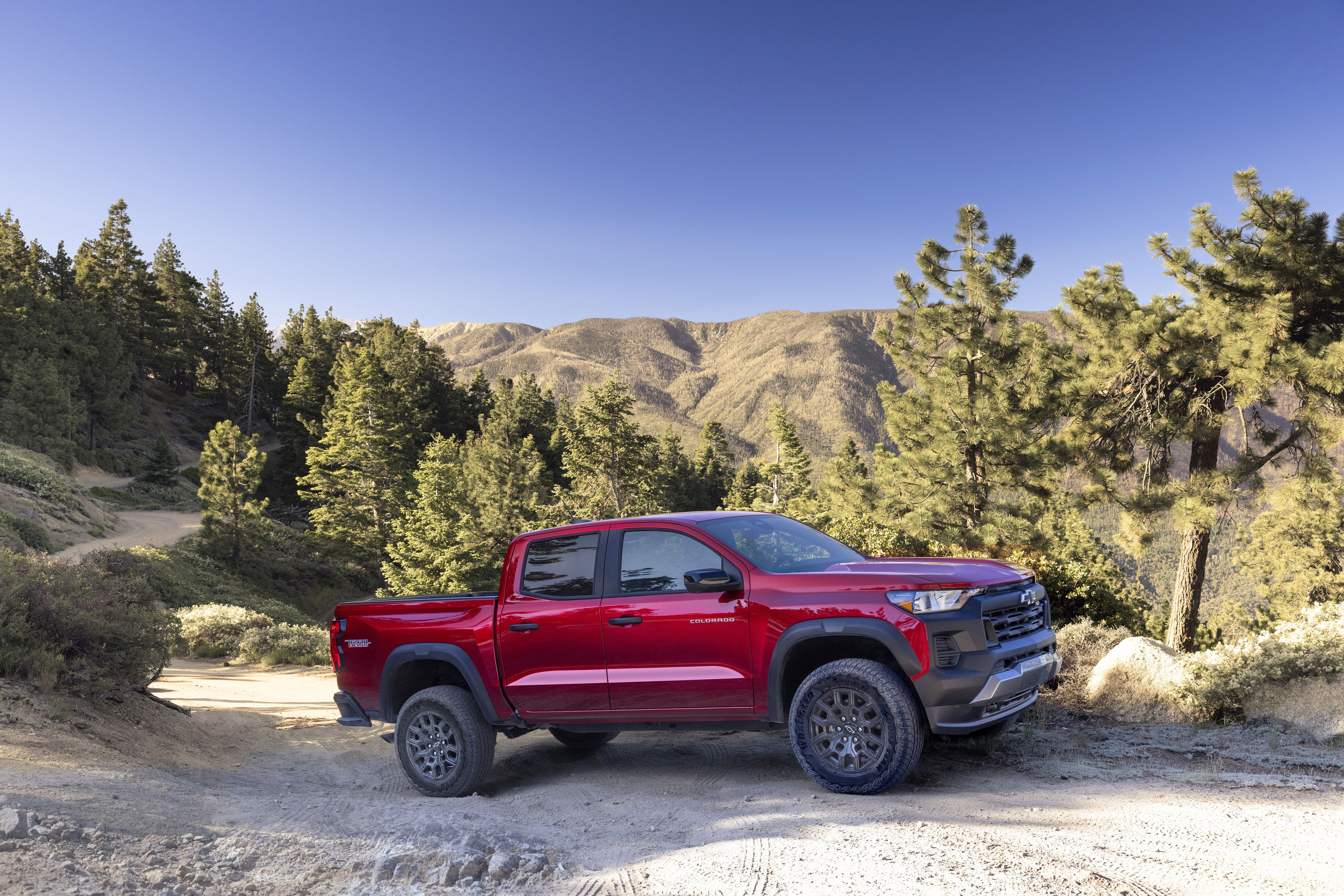 View Photo of the 2023 Chevrolet Colorado