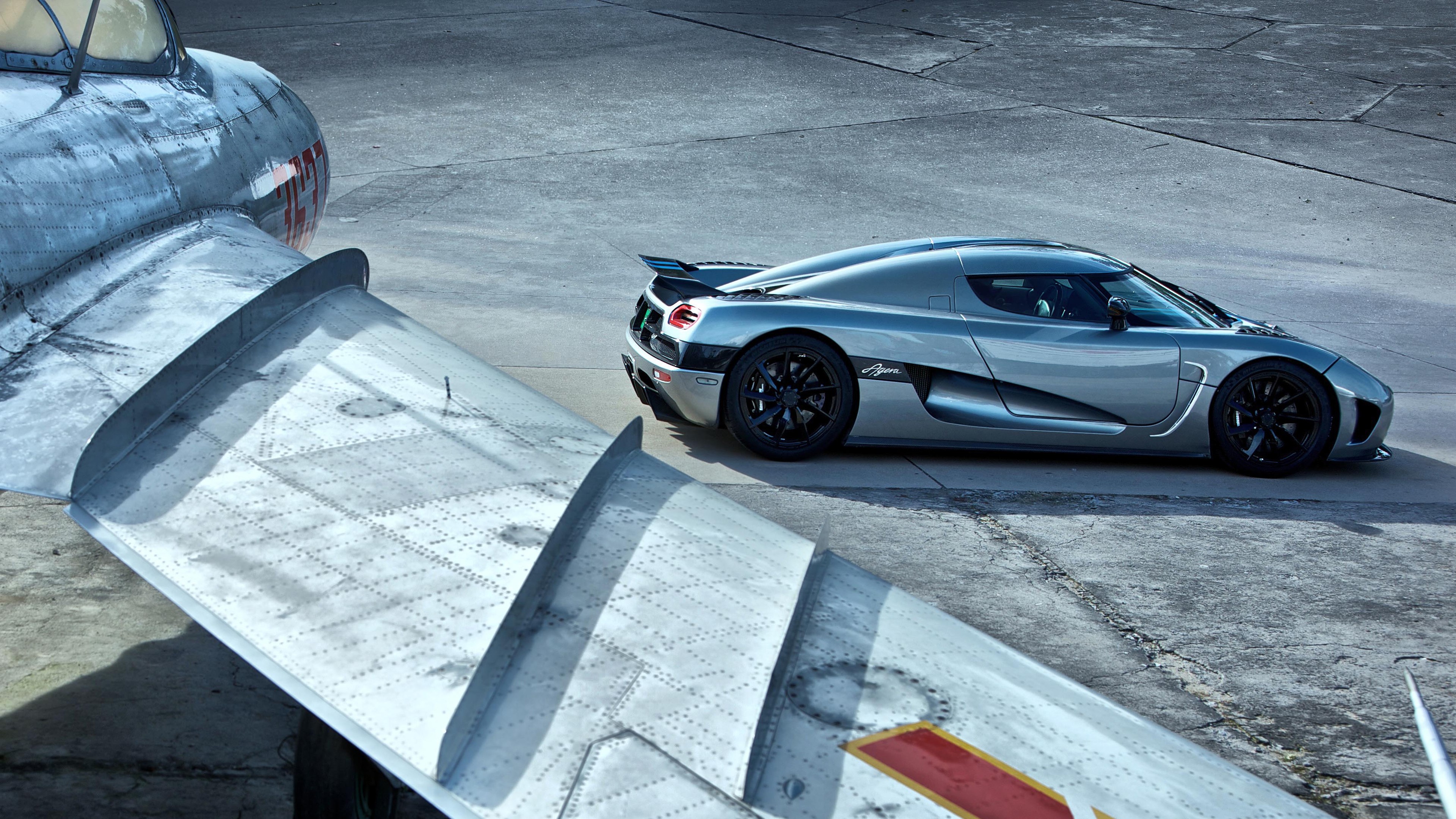 Wallpaper Koenigsegg Agera, supercar, Koenigsegg, sports car, Agera R, 4K, runway, aircraft, Cars & Bikes