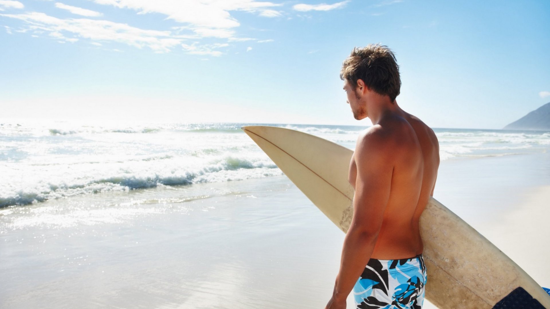 Wallpaper / man, people, summer, surf board, beach, sea free download