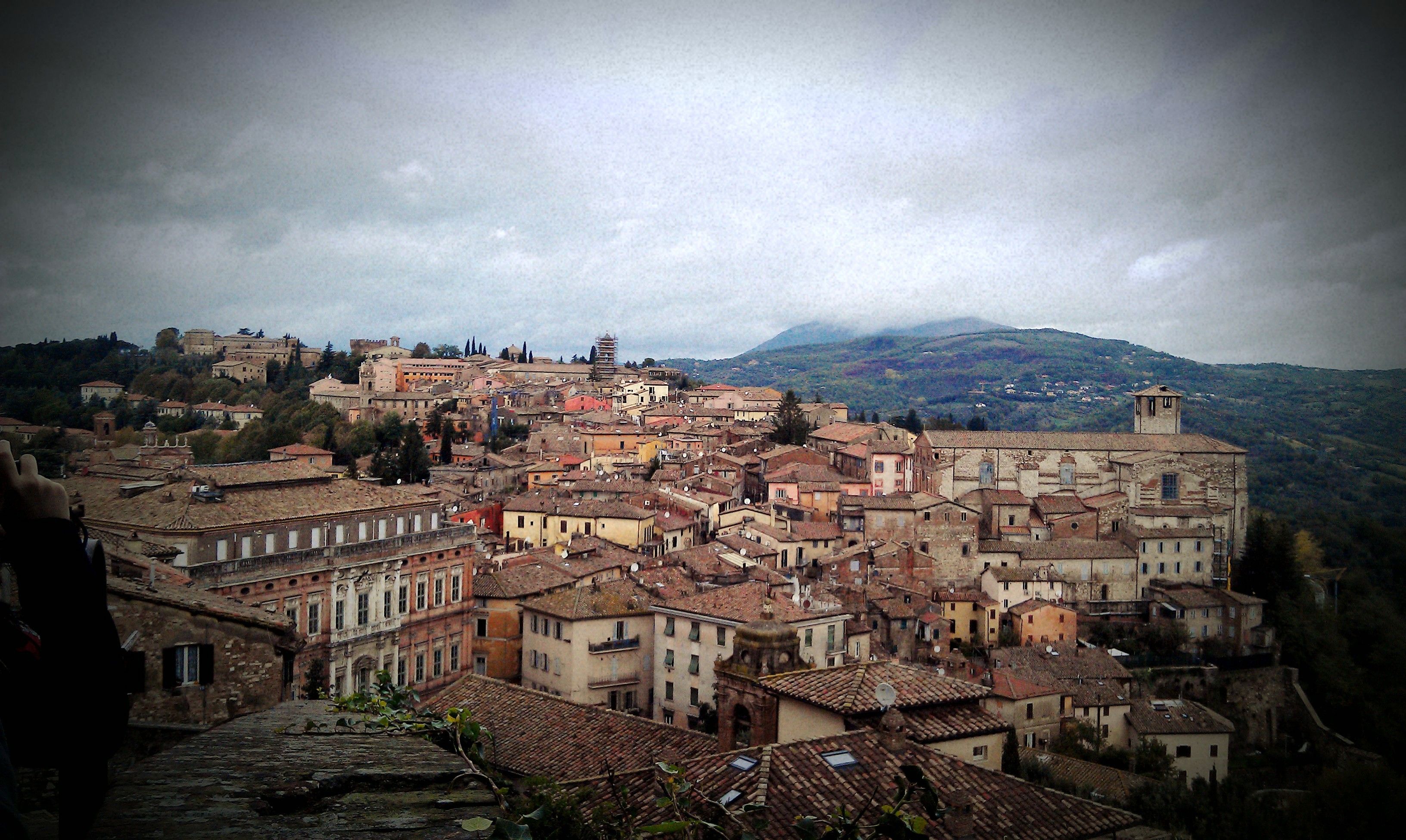 Perugia Wallpaper