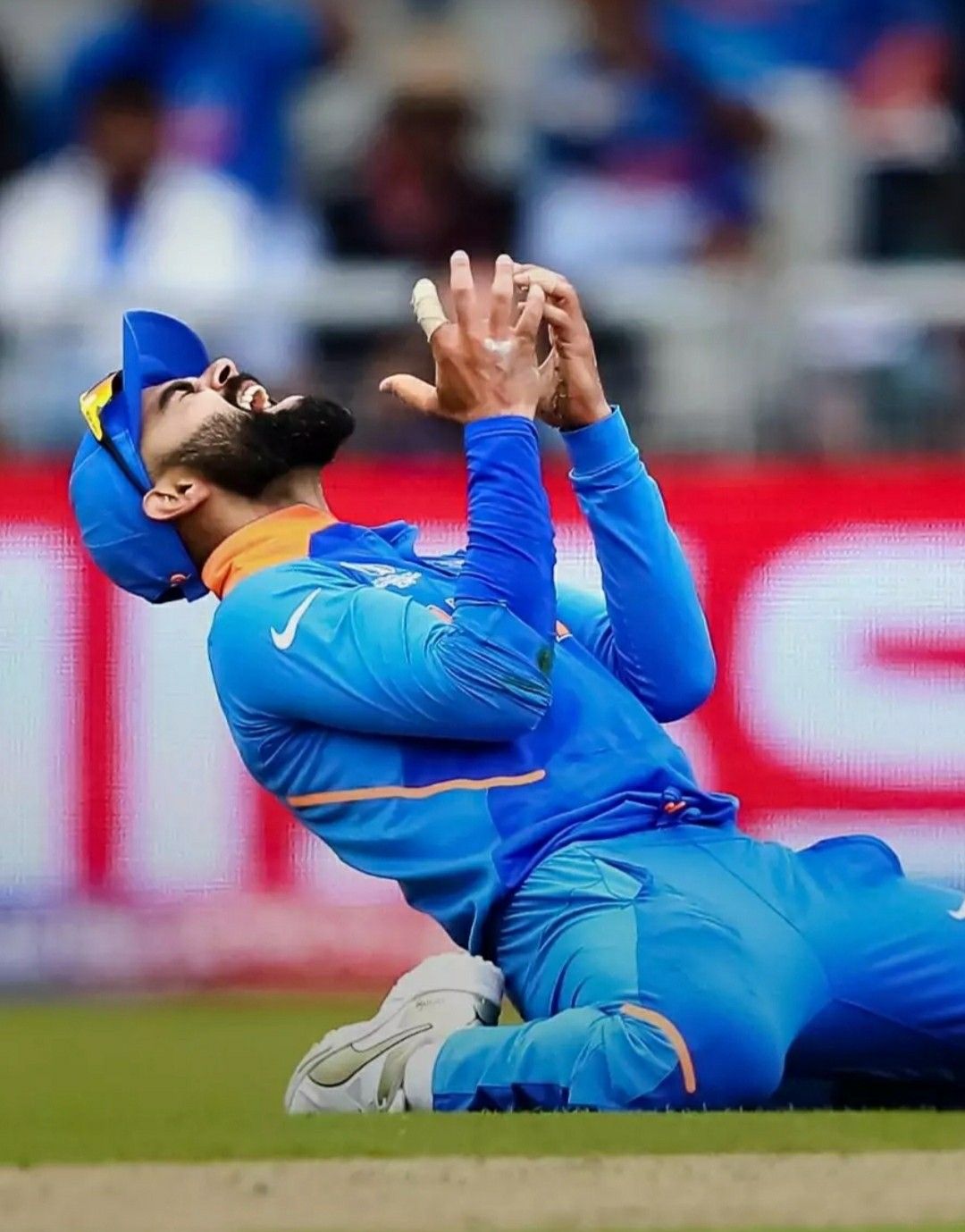 Dont do that king.u look good while smiling