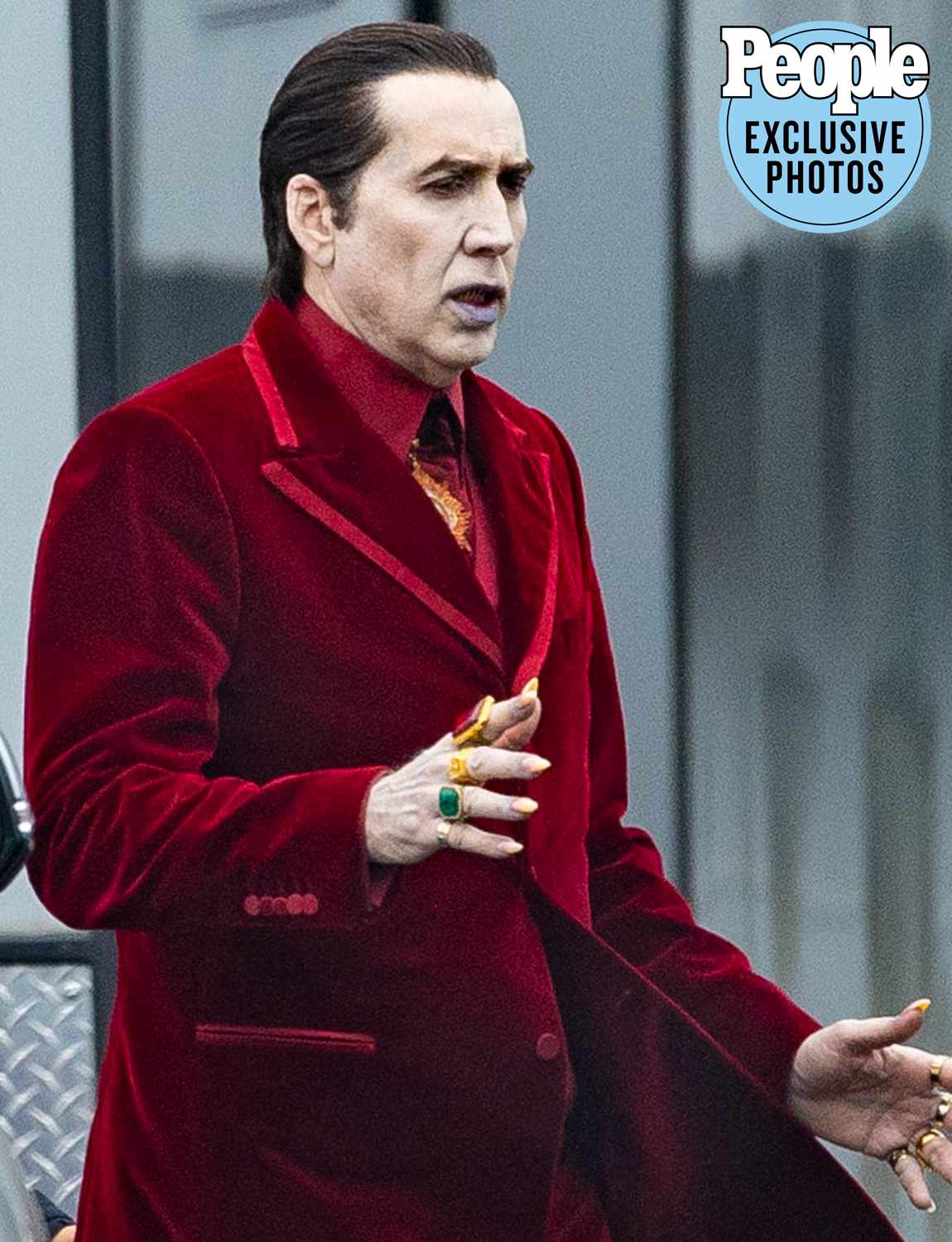 See Nicolas Cage as Dracula on Renfield Set in New Orleans: Photo