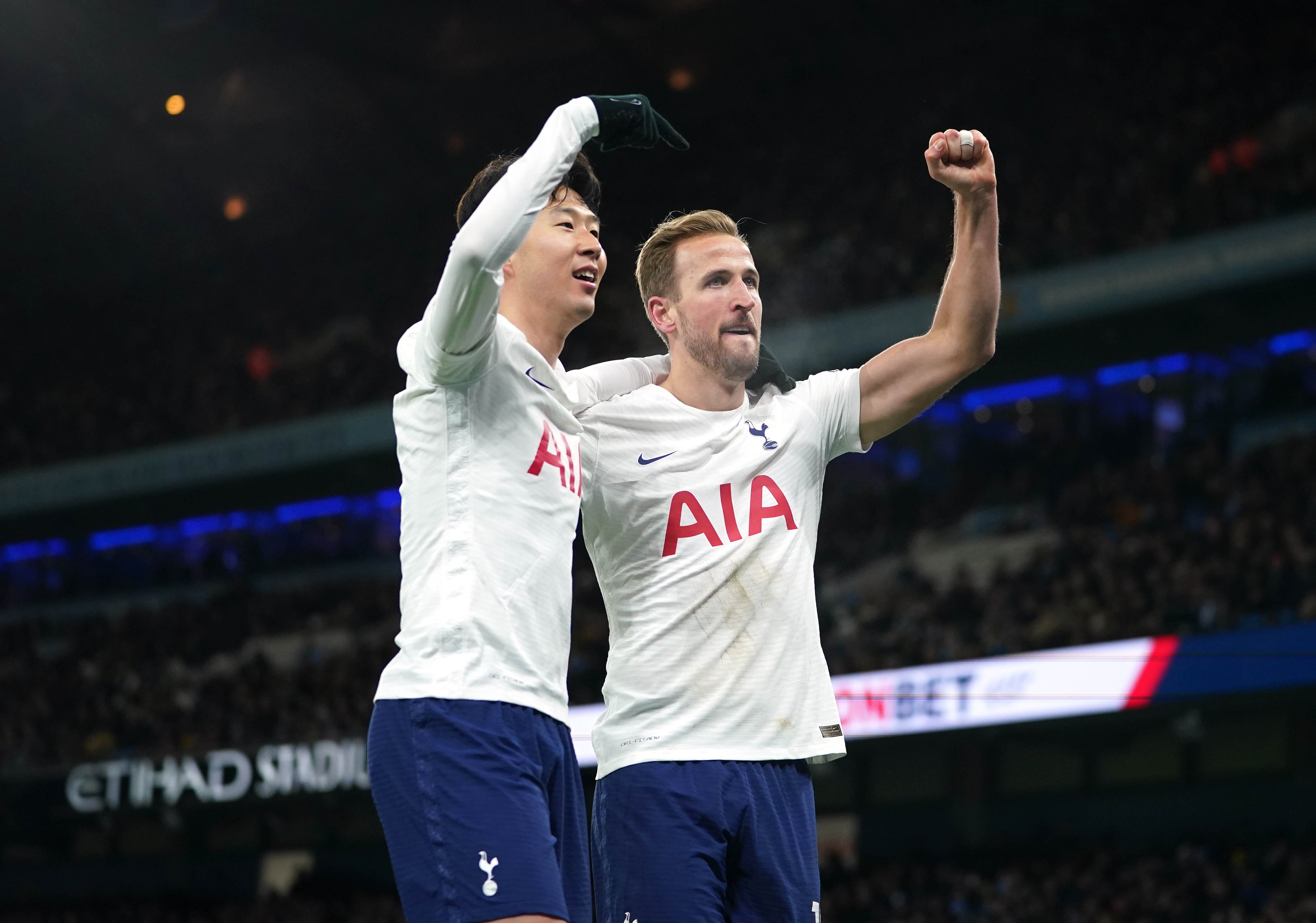 Squawka Kane And Son Heung Min Extended Their Premier League Record To 38 Goal Combinations: ◎ Son → Kane ◉ Kane → Son Perfectly Balanced. ⚖️