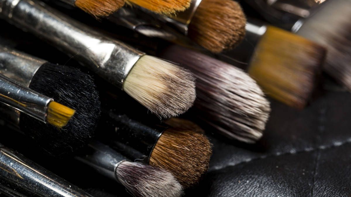 How To Clean Your Makeup Brushes Brush Cleaning Tips