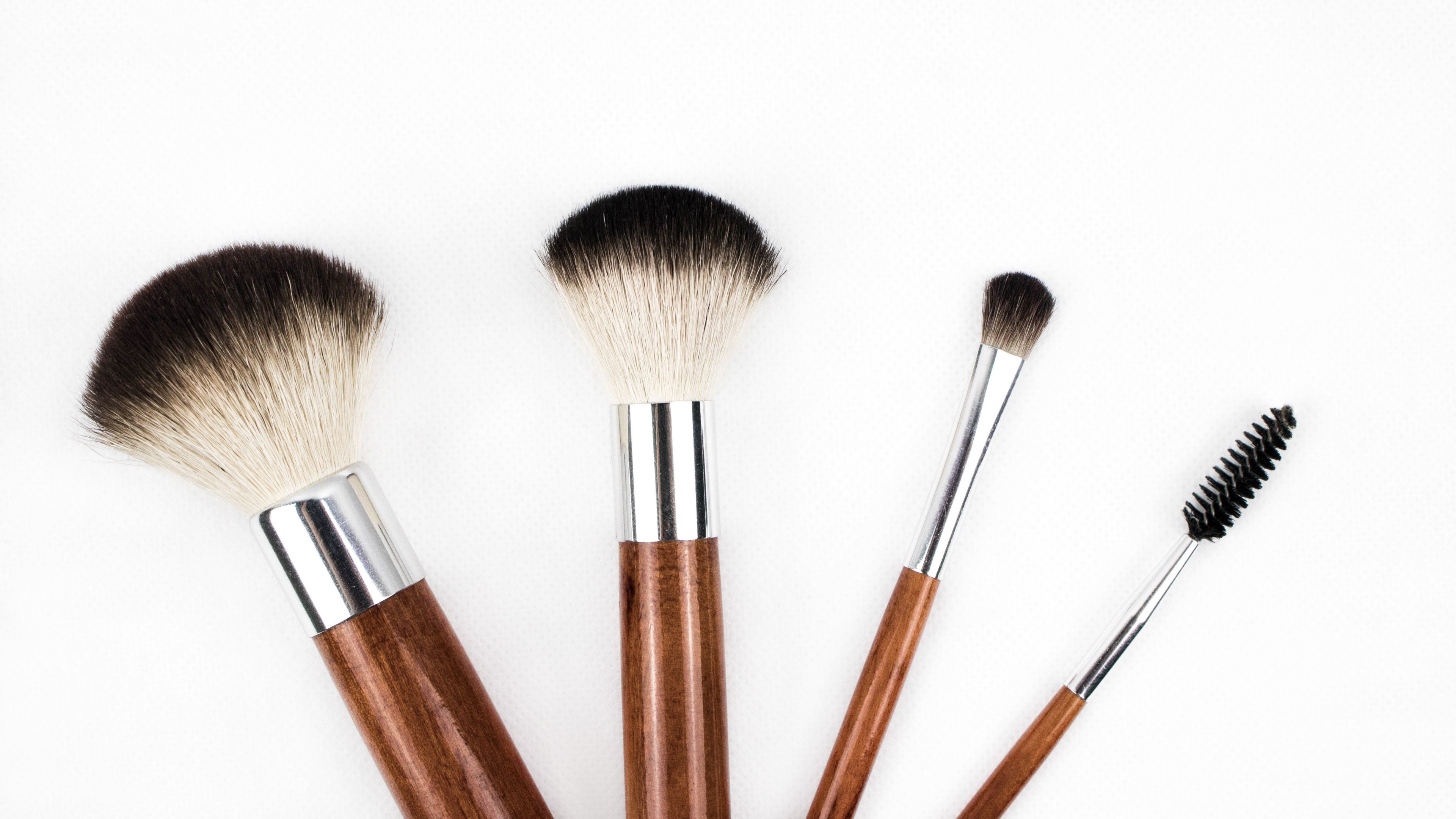 Wallpaper / makeup brush brush cosmetics makeup make up 4k wallpaper free download