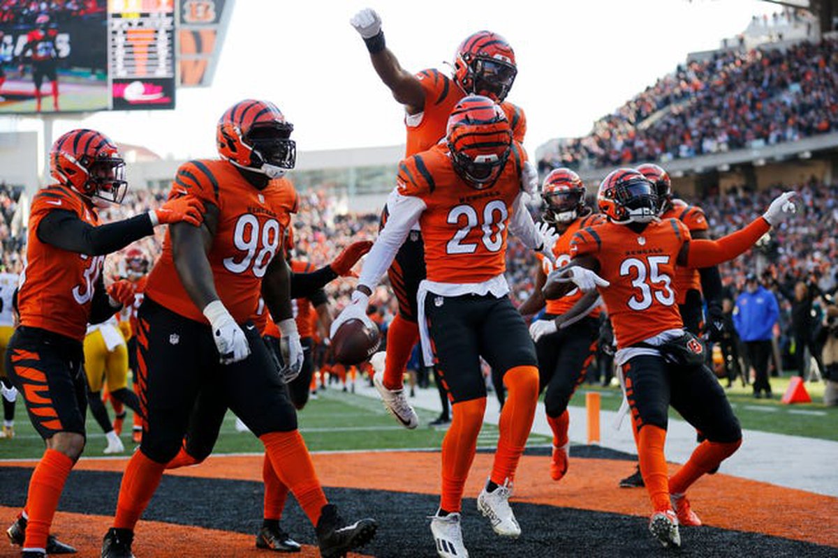 Bengals and former Saints DB Eli Apple takes shots at New Orleans' fans, food and coach