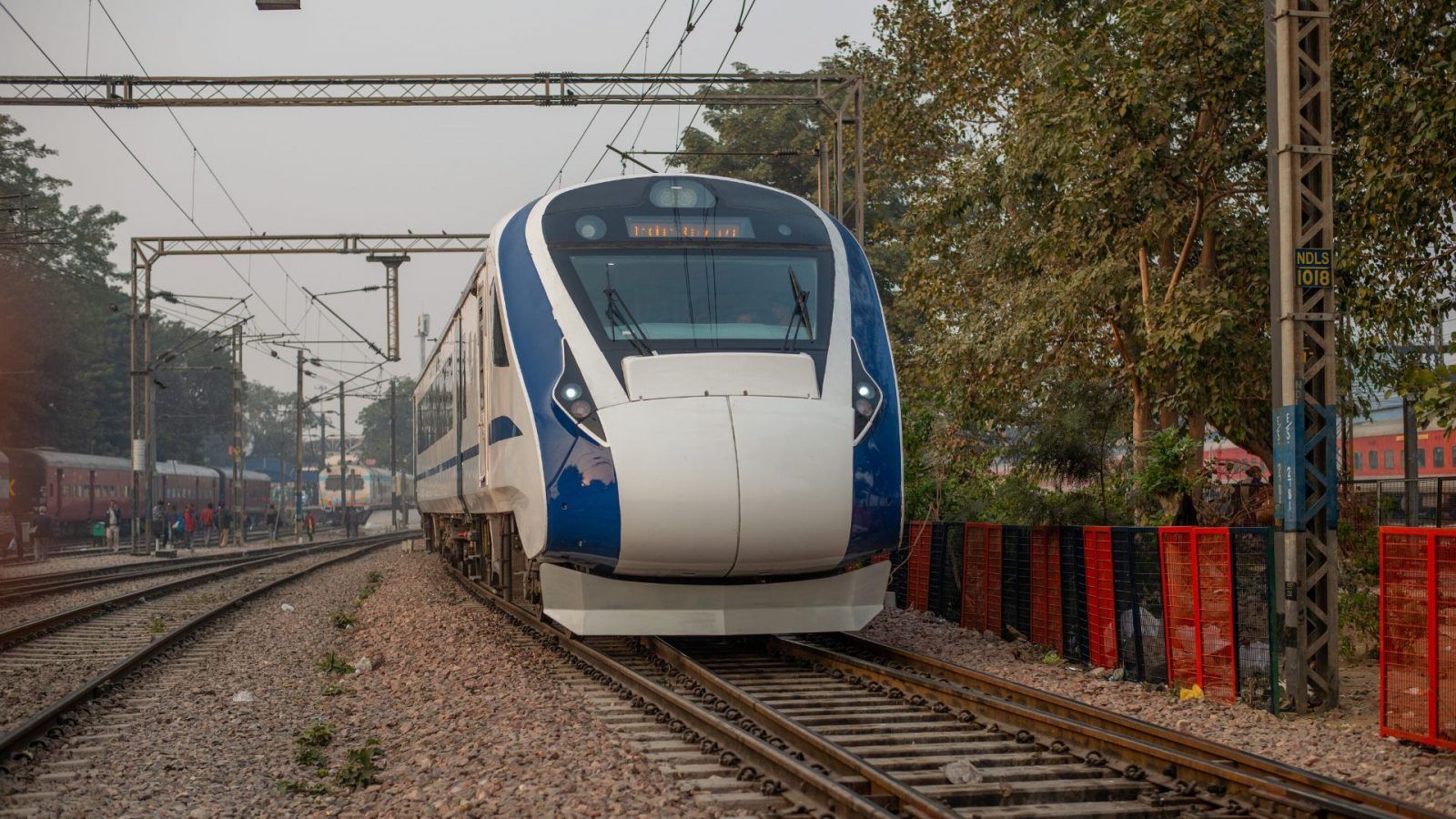 Vande Bharat Express from Gandhinagar to Mumbai launched