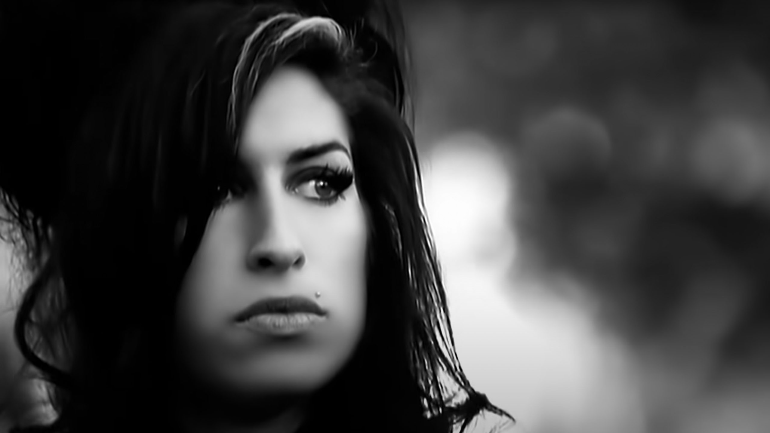 See Amy Winehouse Actress in 'Back to Black' Movie First Look