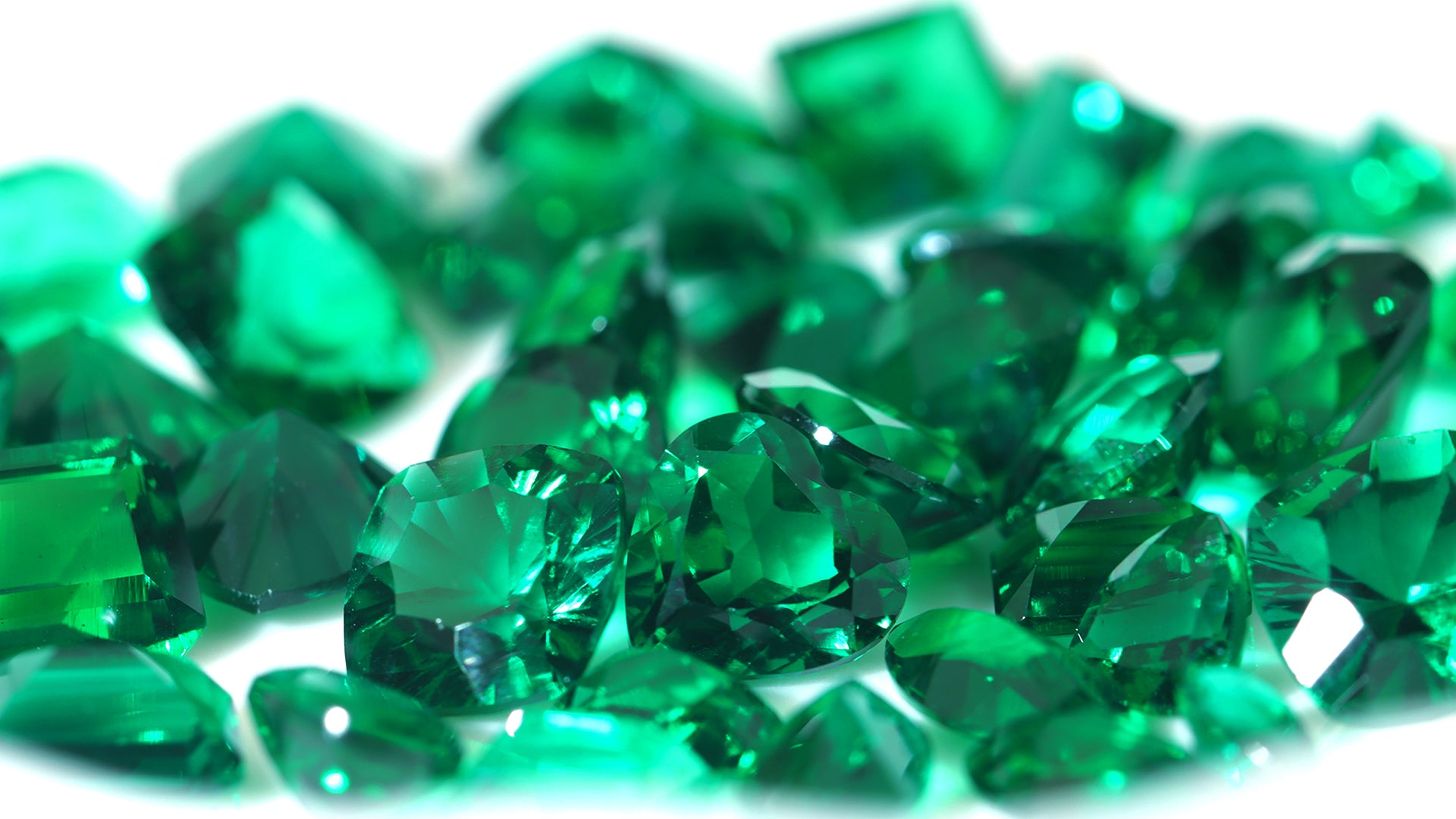Emerald Jewelry Guide 2023. Emerald Meaning, Buying & Care Tips