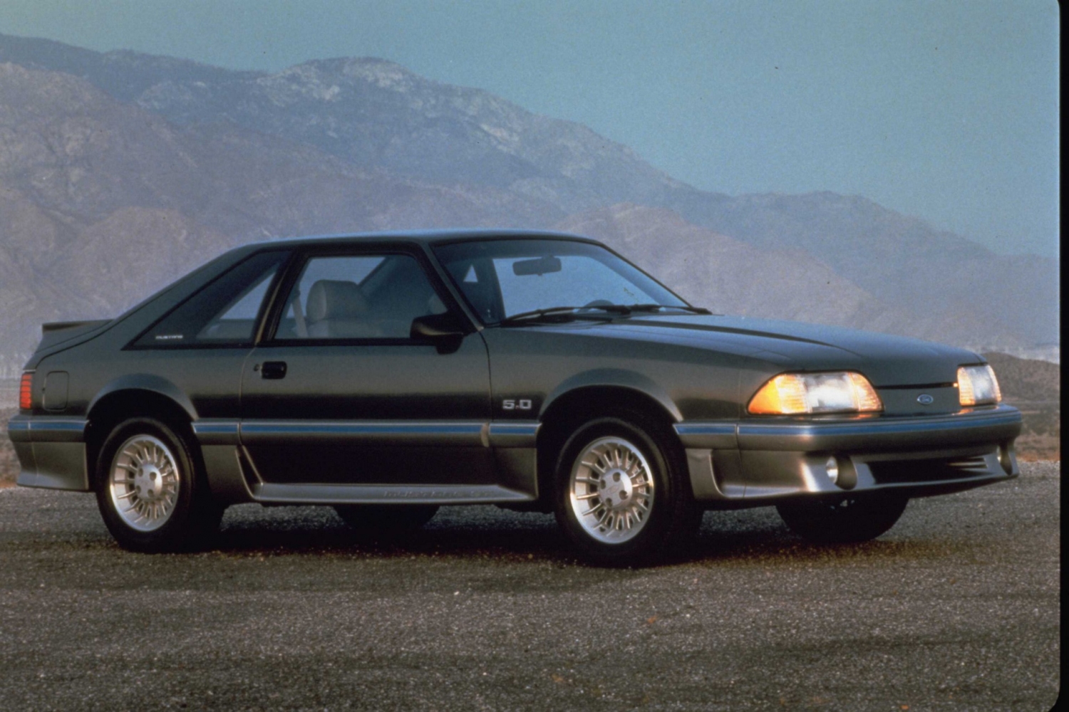 Ford Mustang Wallpaper [HD]