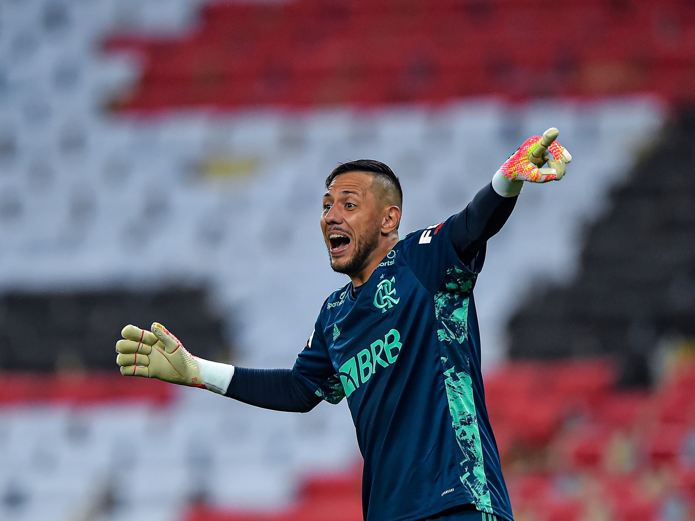 Flamengo: Diego Alves Volta A Ficar Fora E Fica Longe Do Fla Flu