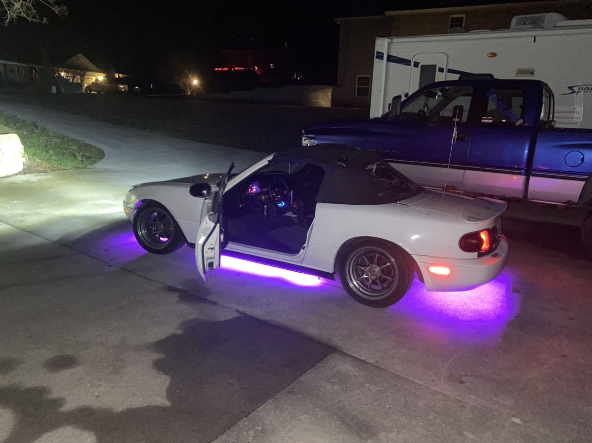 Underglow poppin. Car led lights, Dream cars, Miata mods