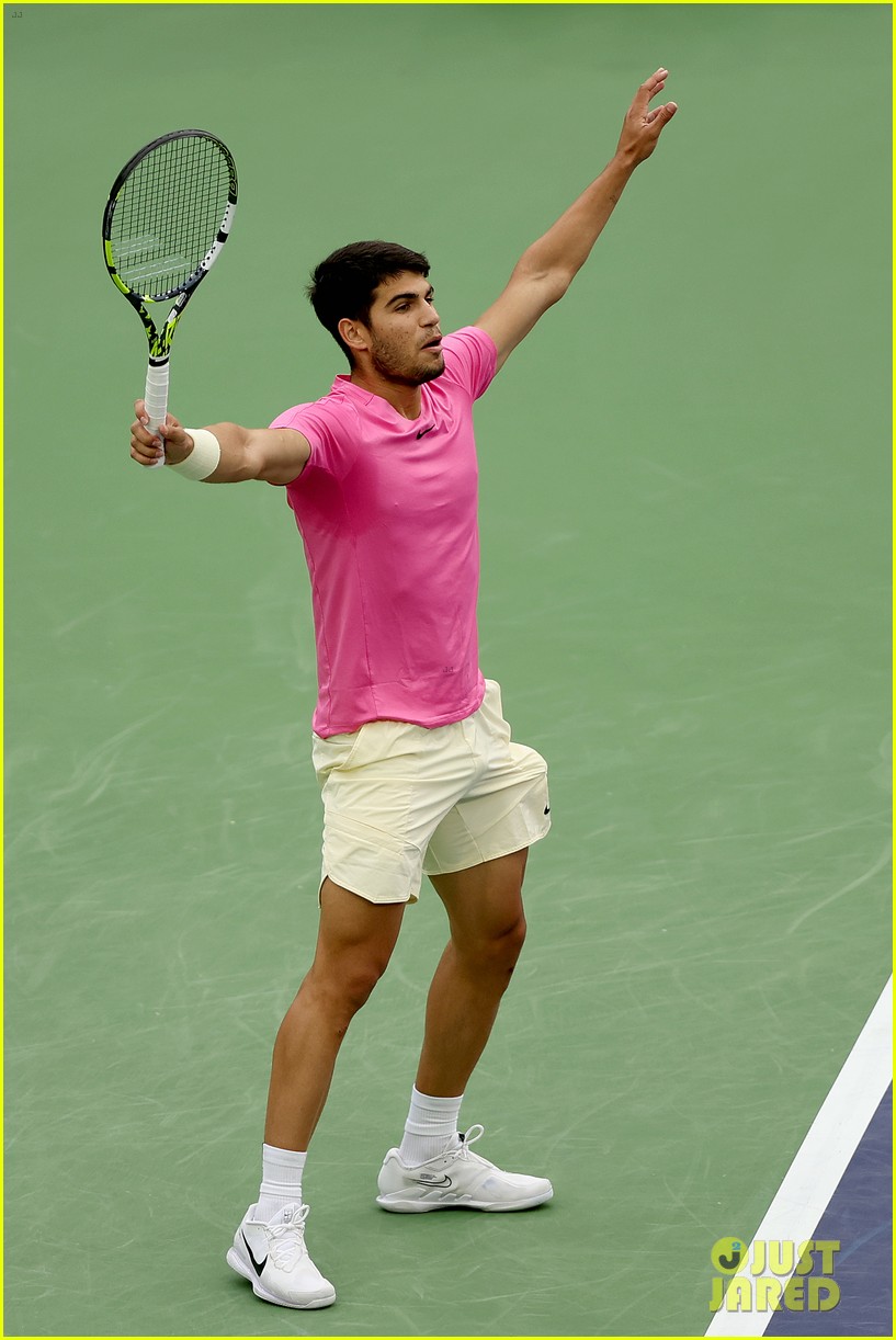 19 Year Old Carlos Alcaraz Reclaims Tennis Ranking, Breaks Daniil Medvedev's Winning Streak: Photo 4910826. Carlos Alcaraz, Daniil Medvedev, Sports, Tennis Photo. Just Jared: Entertainment News