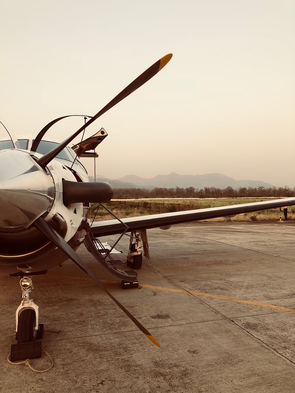 Airplane Propeller Aircraft