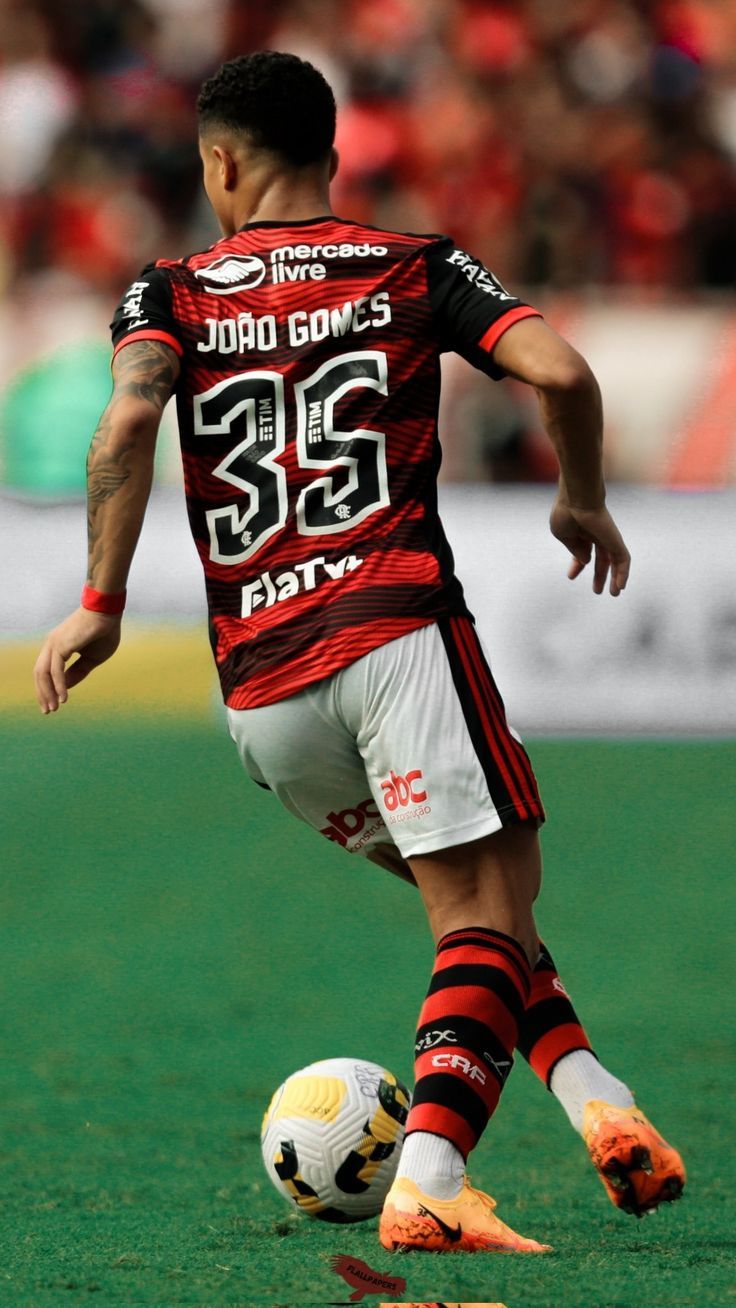 joão gomes em 2022. Flamengo wallpaper, Jogadores de futebol, Flamengo. Flamengo e atlético, Fotos de flamengo, Flamengo wallpaper
